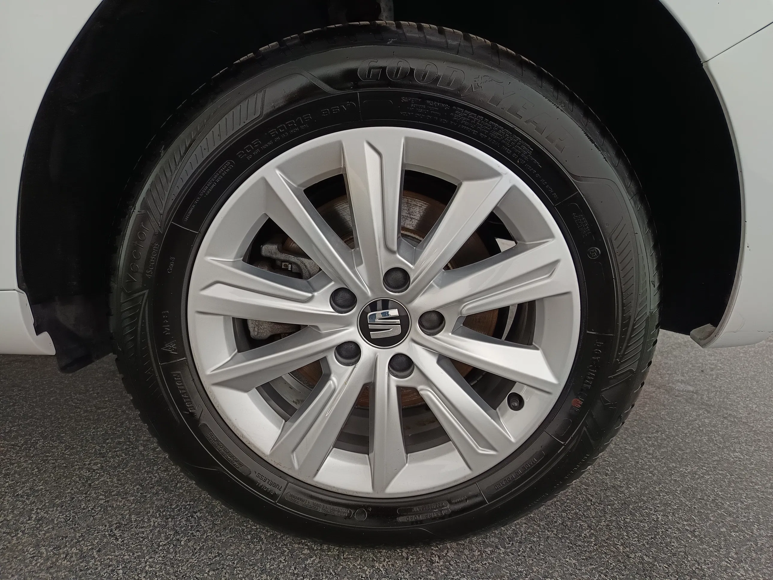 Seat Alhambra 2.0 TDI Executive | Bild 10 von 31