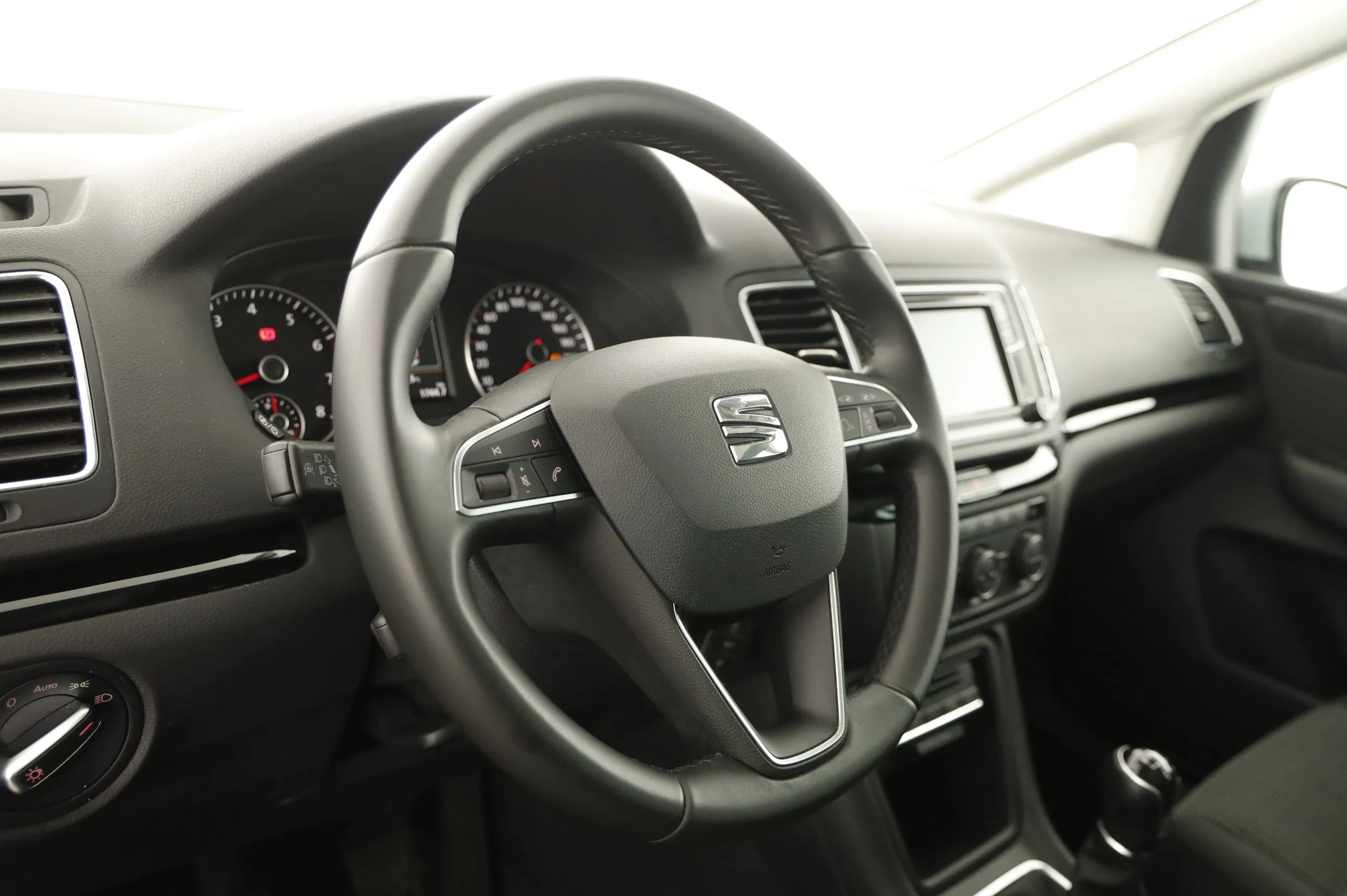 Seat Alhambra 711 1.4 TSI Executive | Bild 11 von 23