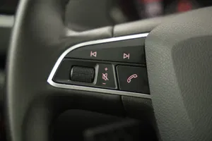 Seat Alhambra 711 1.4 TSI Executive | Thumbnail 13 von 23