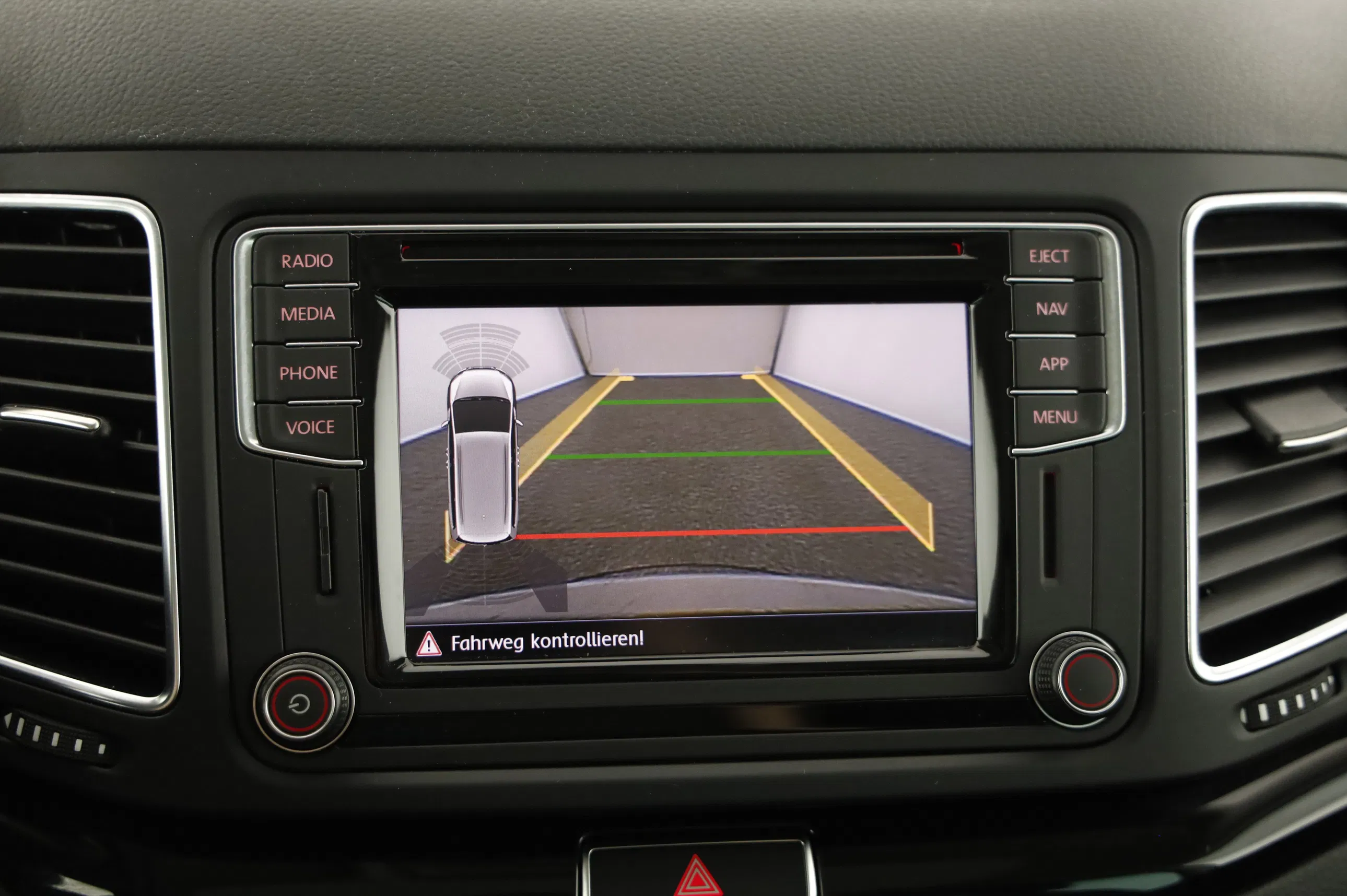 Seat Alhambra 711 1.4 TSI Executive | Bild 17 von 23