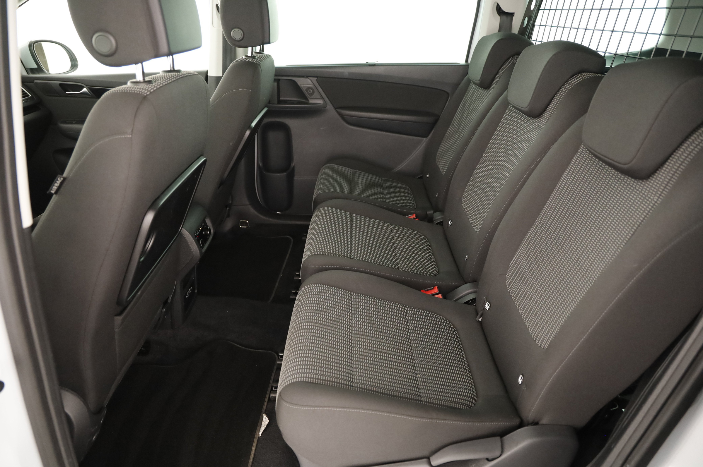 Seat Alhambra 711 1.4 TSI Executive | Bild 20 von 23