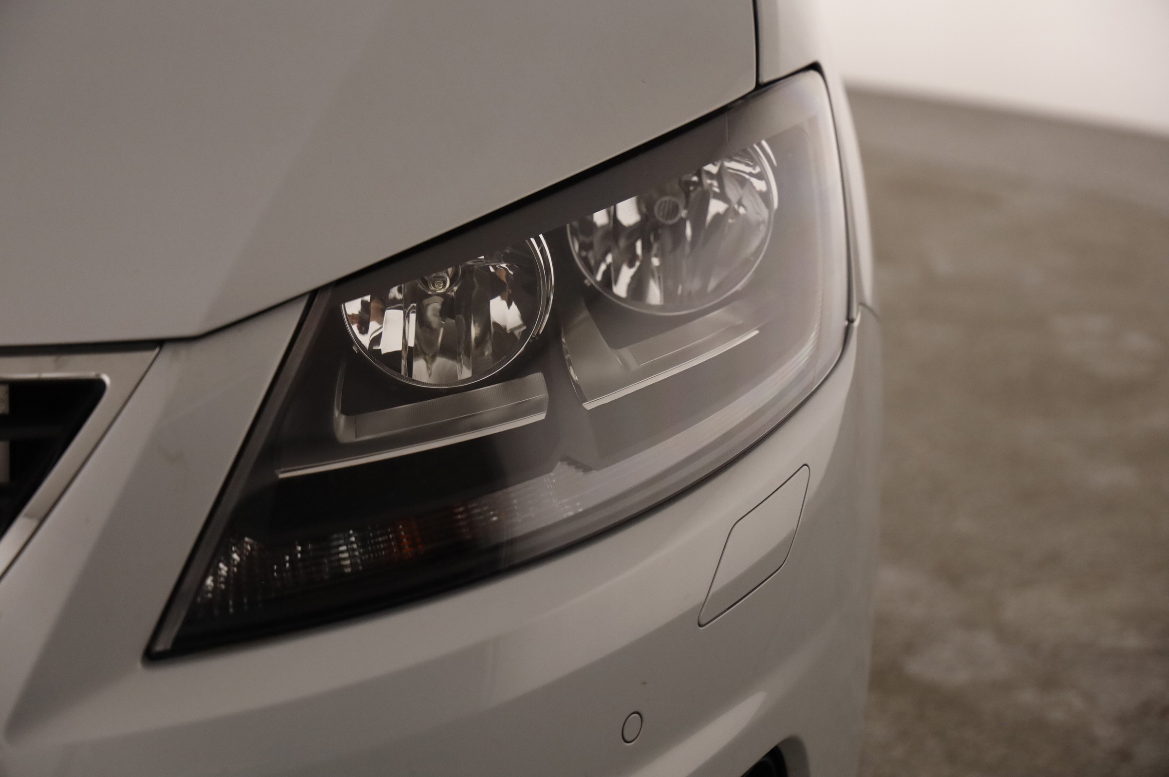 Seat Alhambra 711 1.4 TSI Executive | Bild 4 von 23