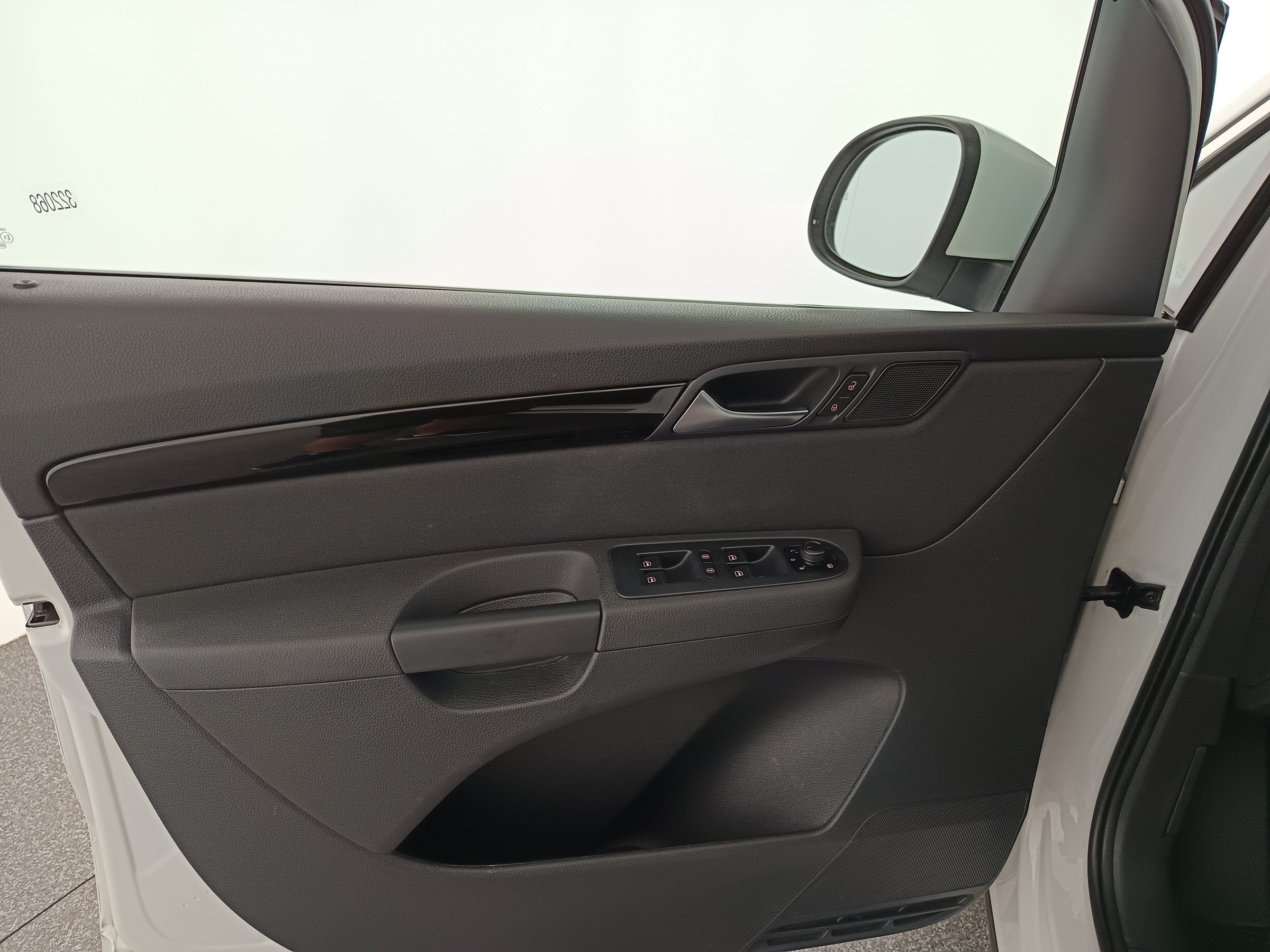 Seat Alhambra 711 2.0 TDI 4Drive Executive | Bild 11 von 31