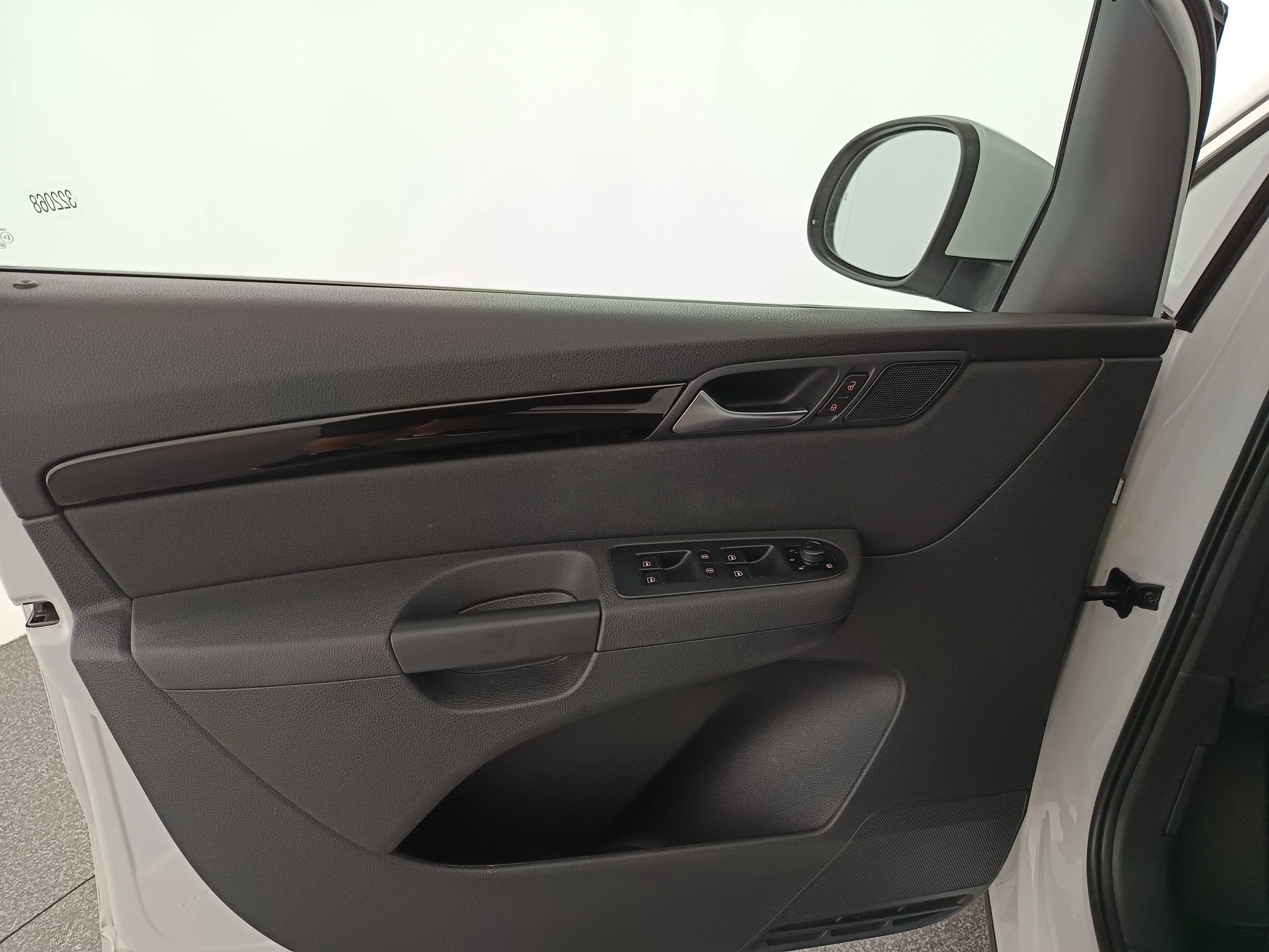 Seat Alhambra 711 2.0 TDI 4Drive Executive | Bild 11 von 31