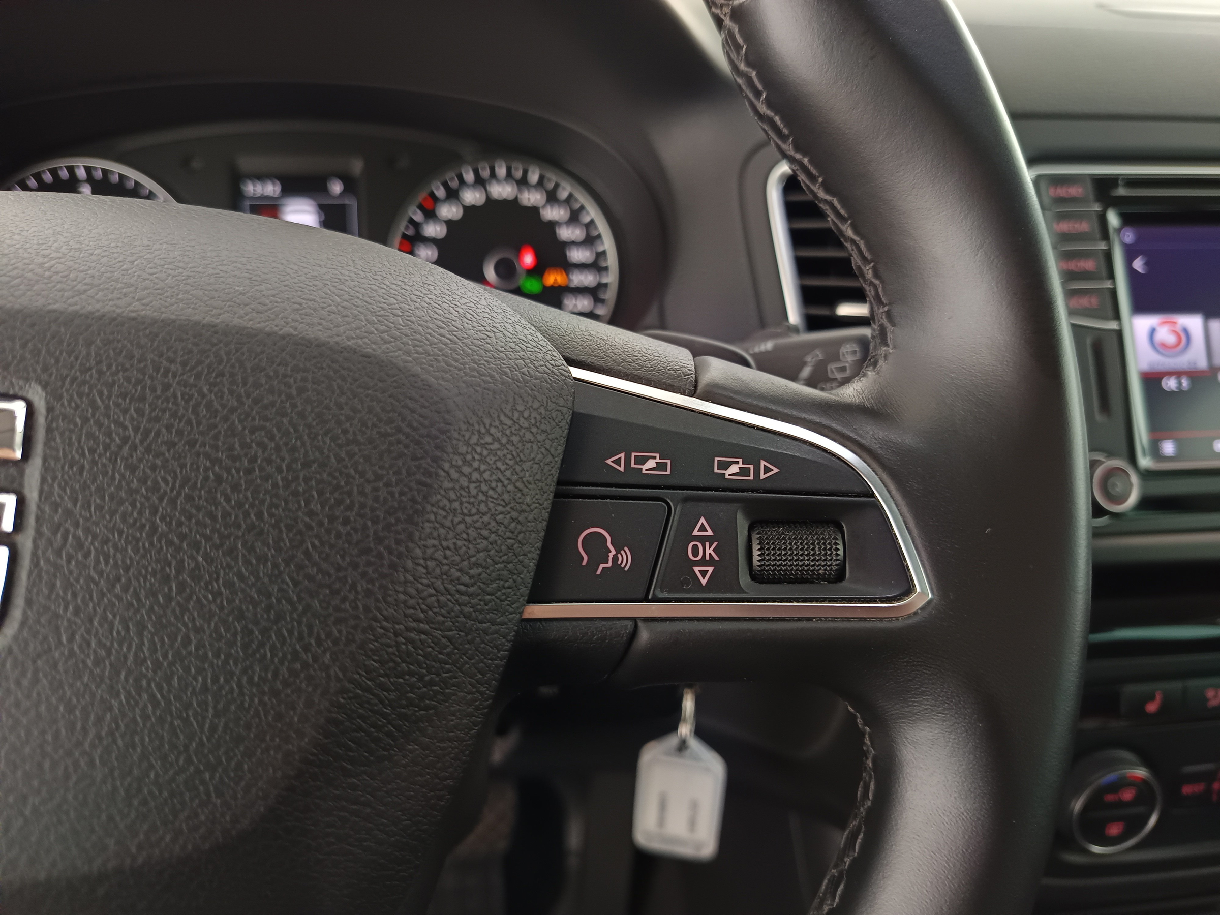 Seat Alhambra 711 2.0 TDI 4Drive Executive | Bild 18 von 31