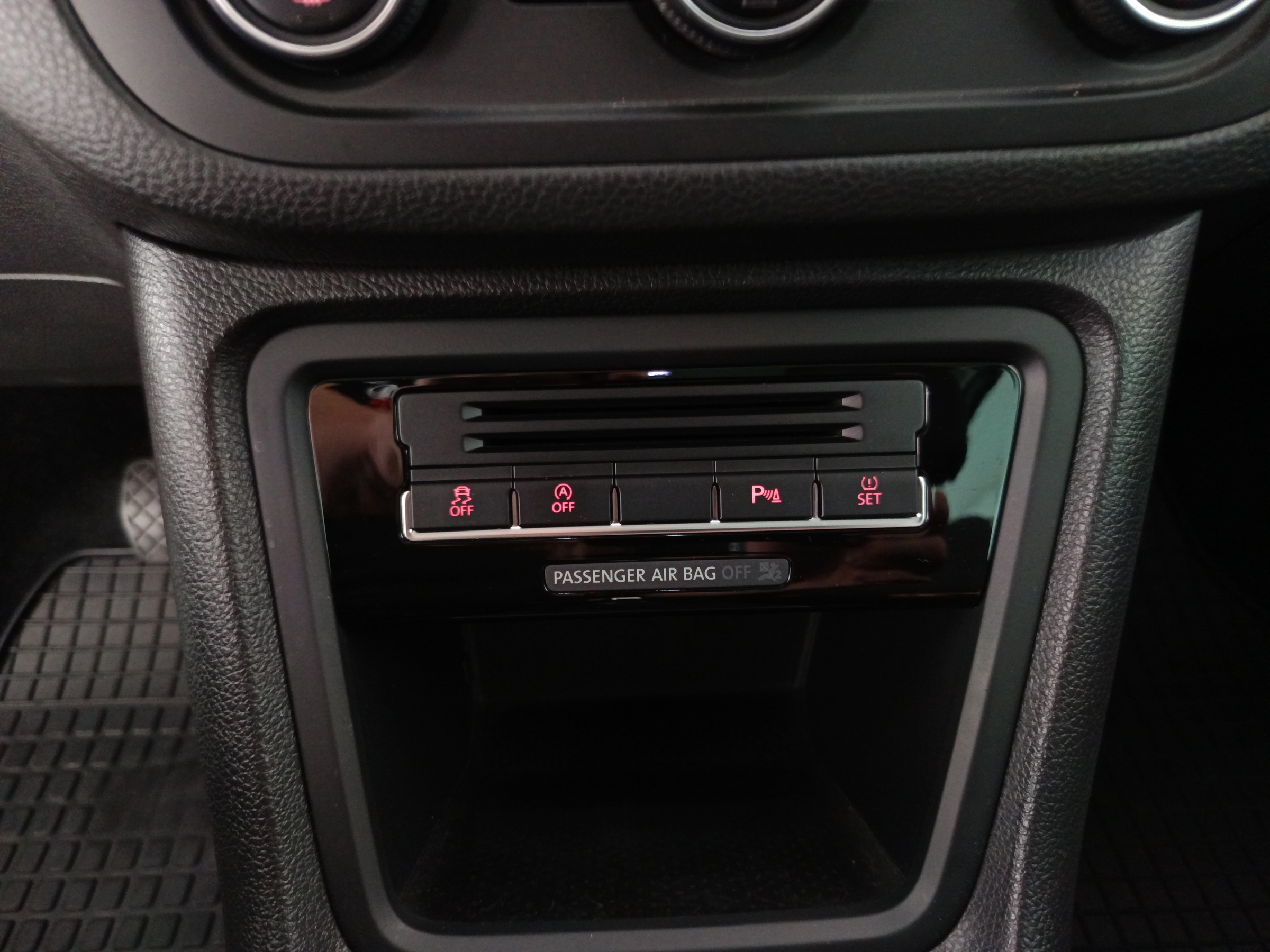 Seat Alhambra 711 2.0 TDI 4Drive Executive | Bild 26 von 31