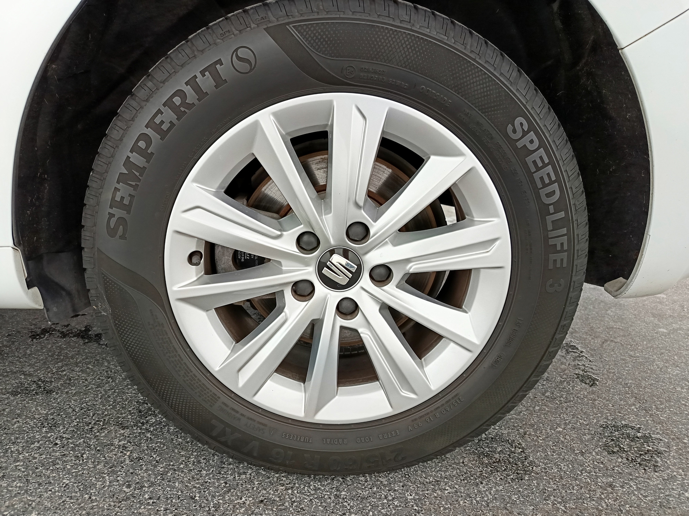 Seat Alhambra 711 2.0 TDI 4Drive Executive | Bild 10 von 31