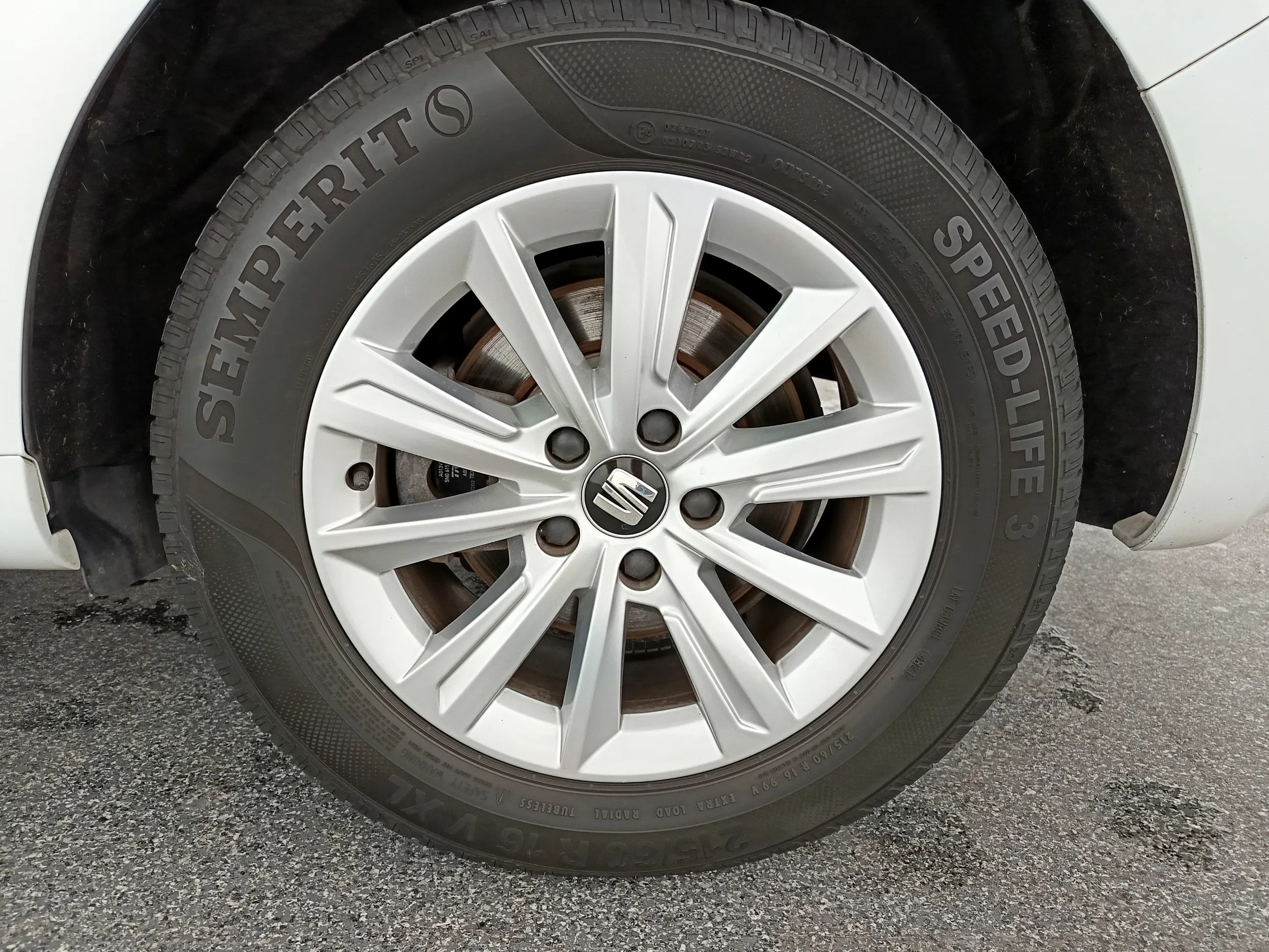 Seat Alhambra 711 2.0 TDI 4Drive Executive | Bild 10 von 31