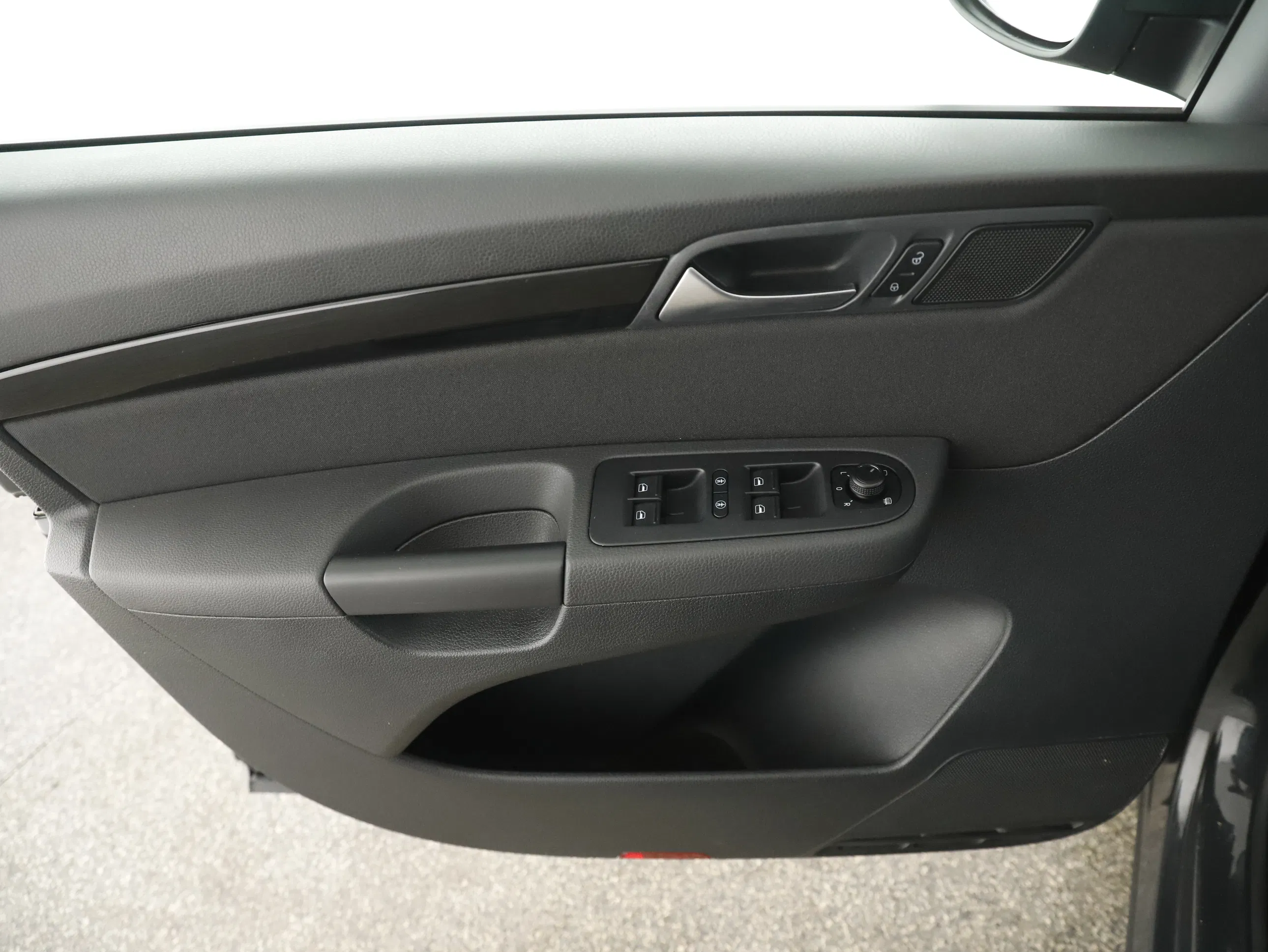 Seat Alhambra 2.0 TDI Executive | Bild 11 von 31