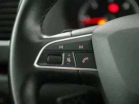 Seat Alhambra 2.0 TDI Executive | Thumbnail 18 von 31