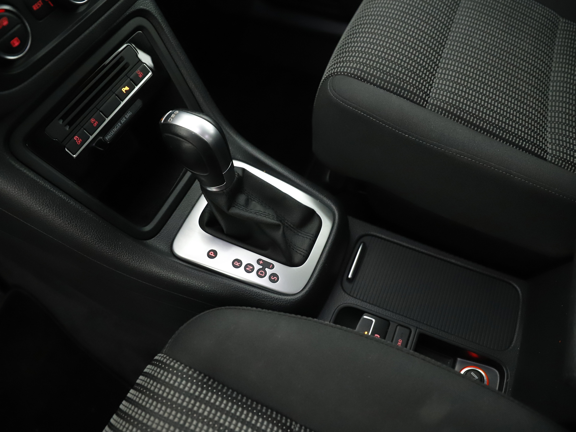 Seat Alhambra 2.0 TDI Executive | Bild 25 von 31