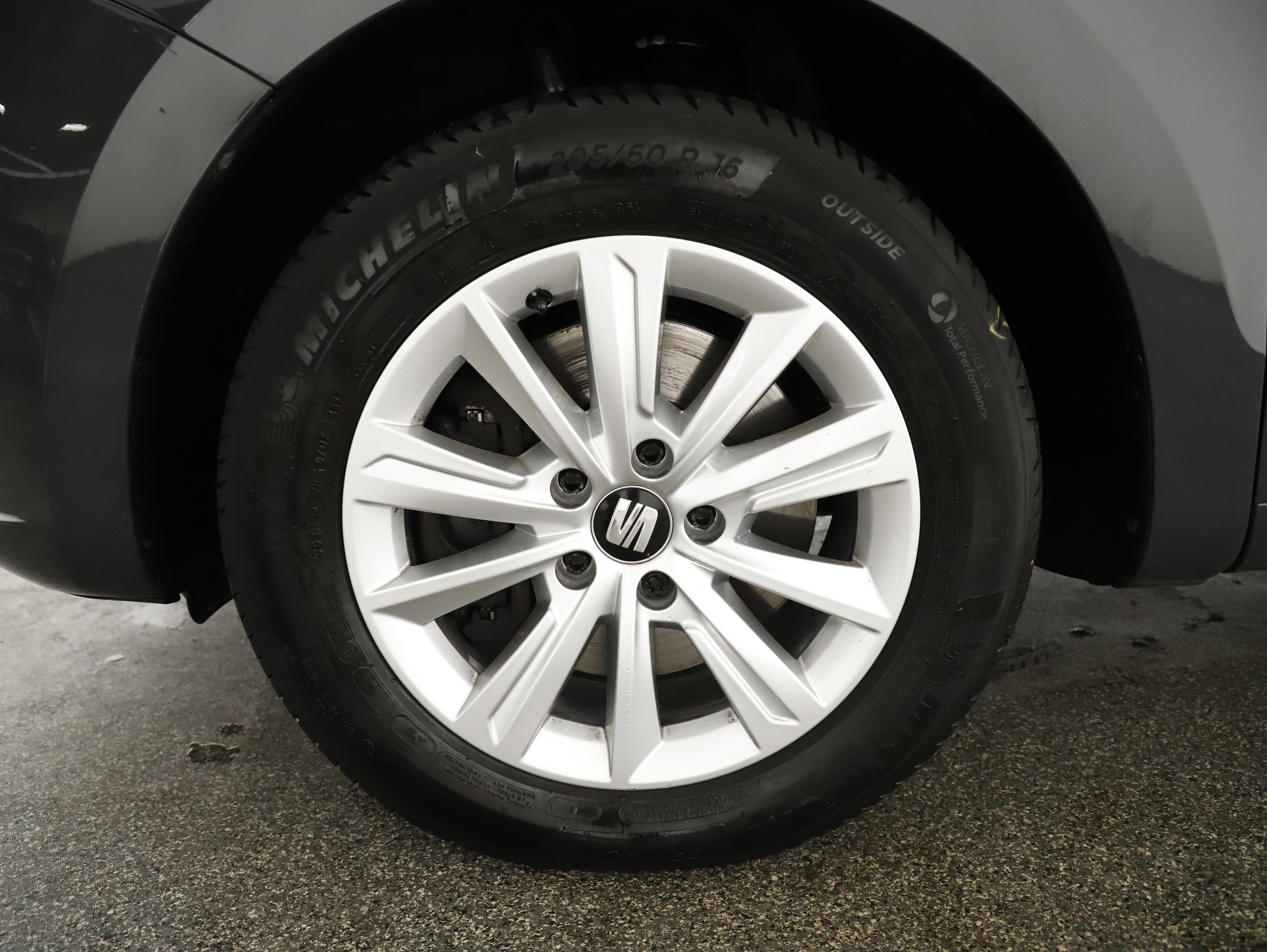 Seat Alhambra 2.0 TDI Executive | Bild 10 von 31