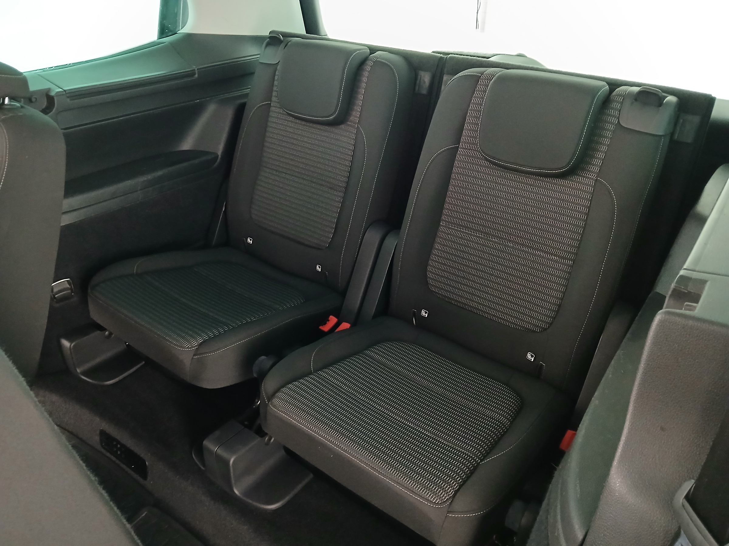 Seat Alhambra 2.0 TDI Xcellence | Bild 29 von 31