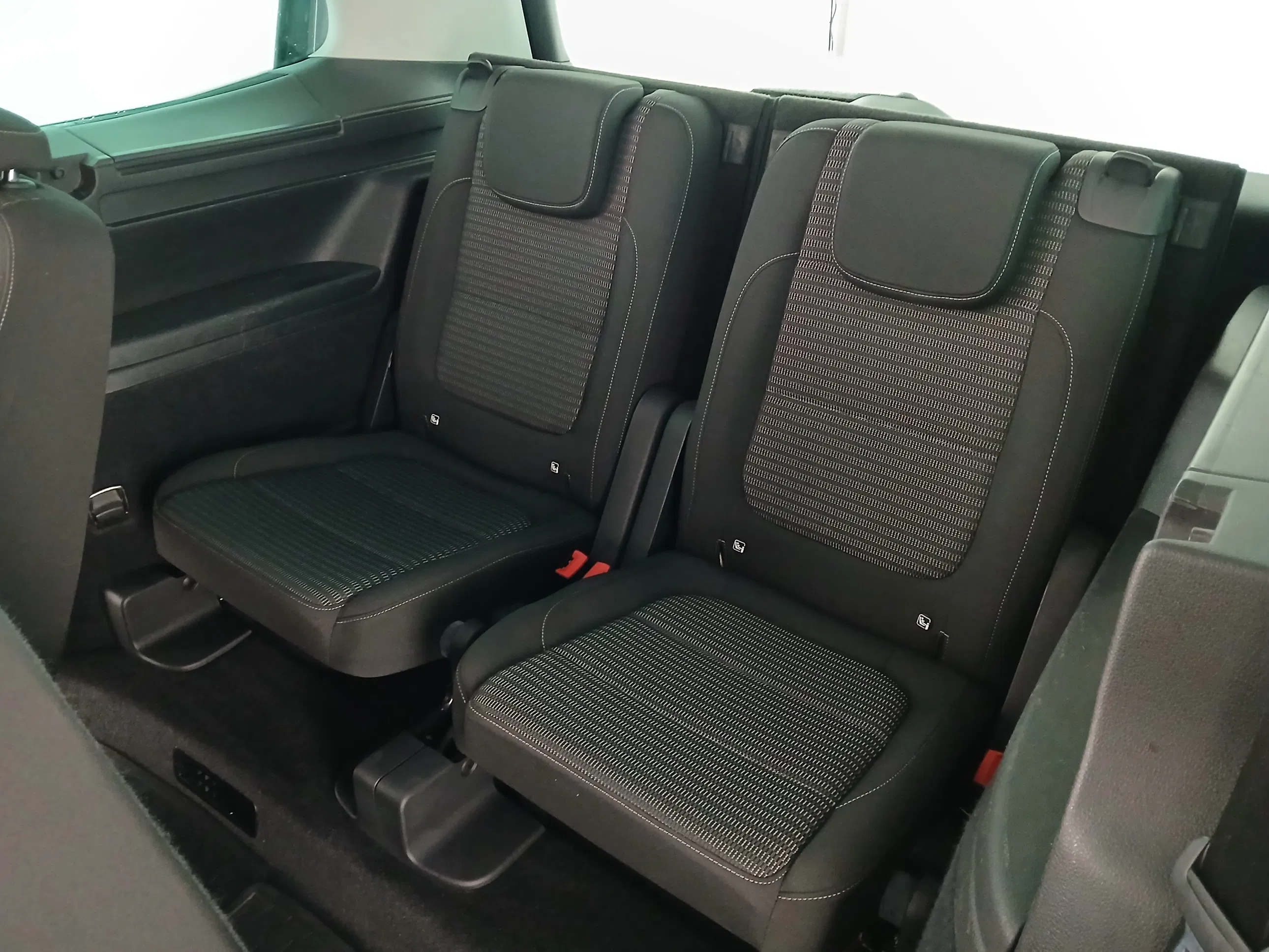 Seat Alhambra 2.0 TDI Xcellence | Bild 29 von 31