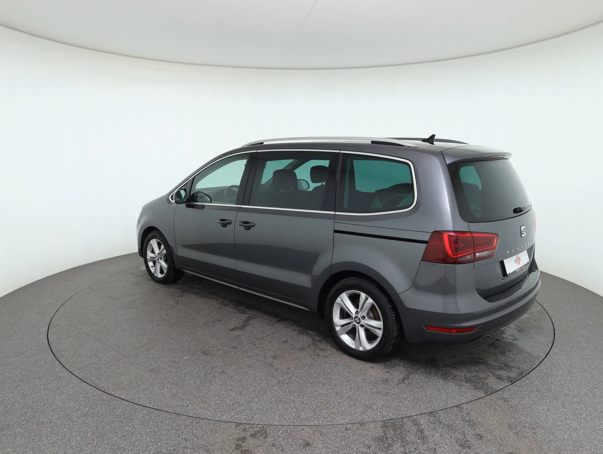 Seat Alhambra 2.0 TDI Xcellence | Bild 8 von 31
