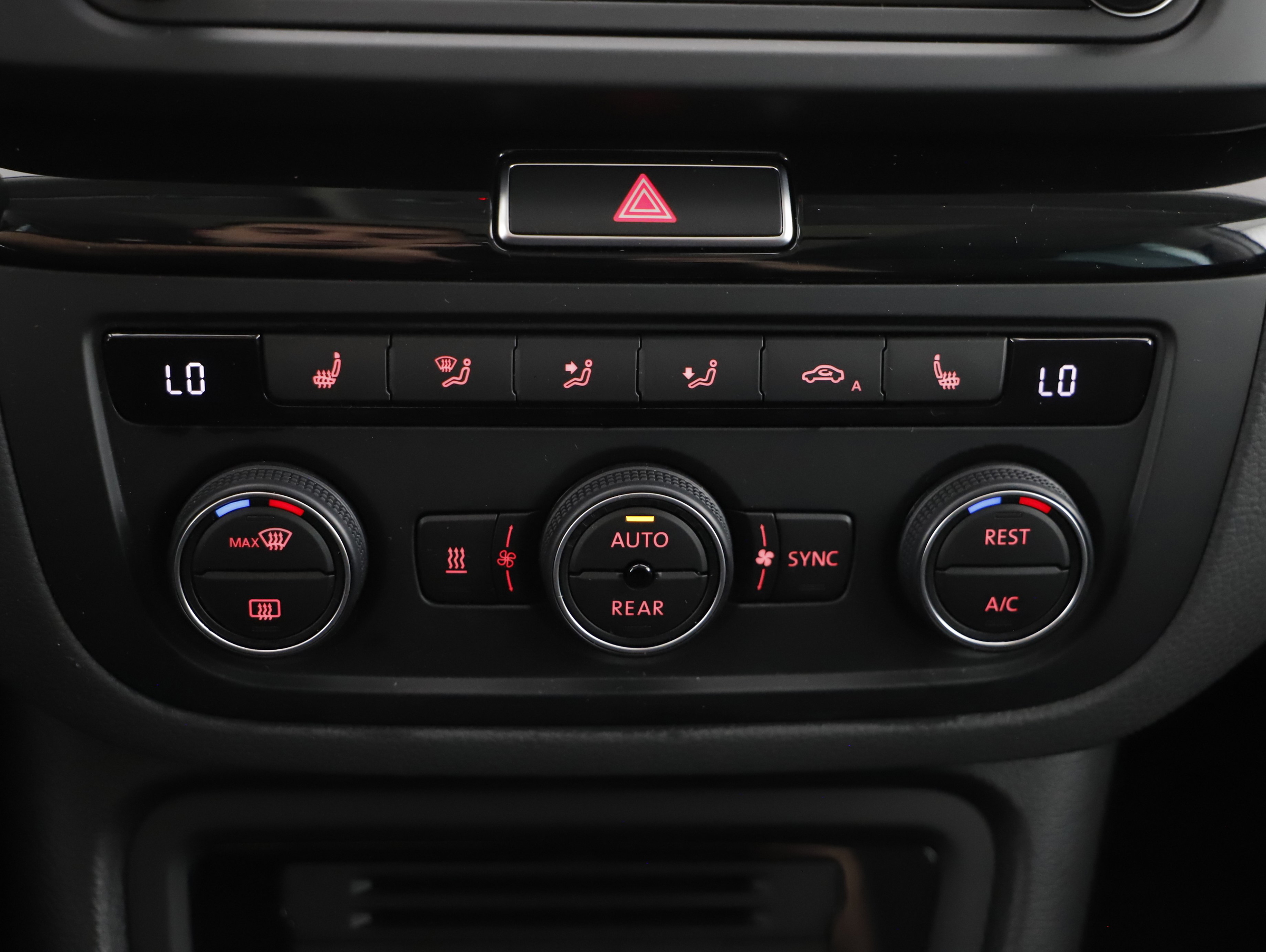 Seat Alhambra 711 1.4 TSI Executive | Bild 18 von 31