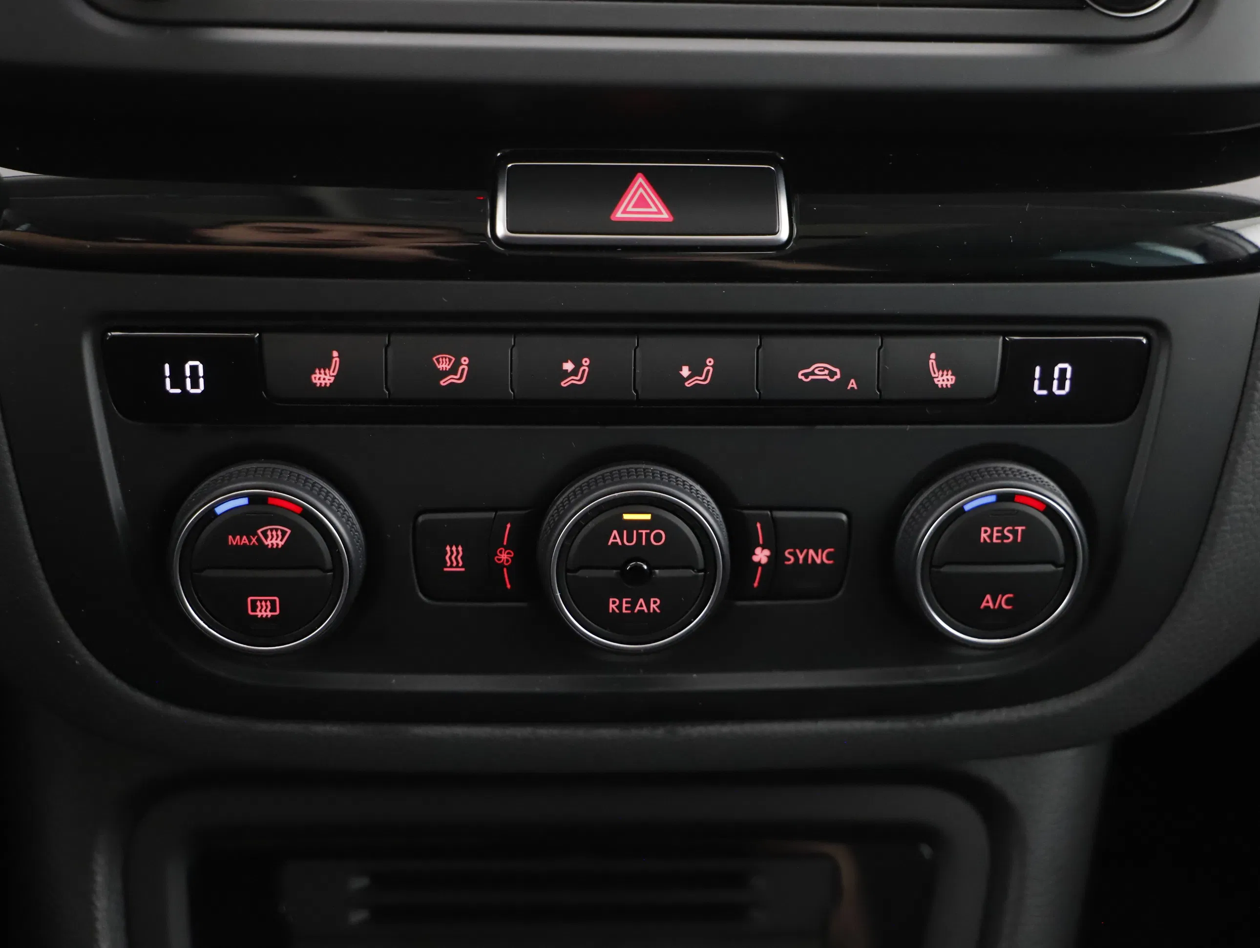 Seat Alhambra 711 1.4 TSI Executive | Bild 18 von 31