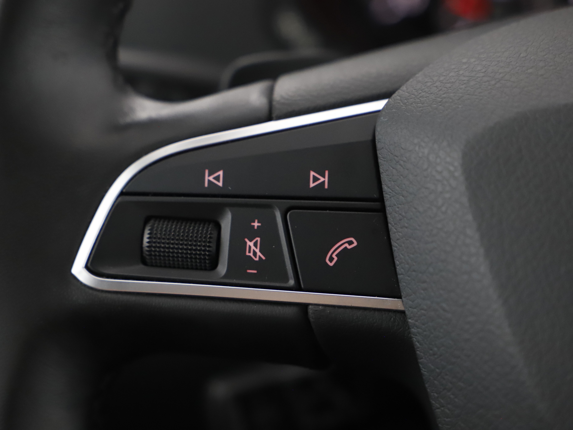 Seat Alhambra 711 1.4 TSI Executive | Bild 20 von 31