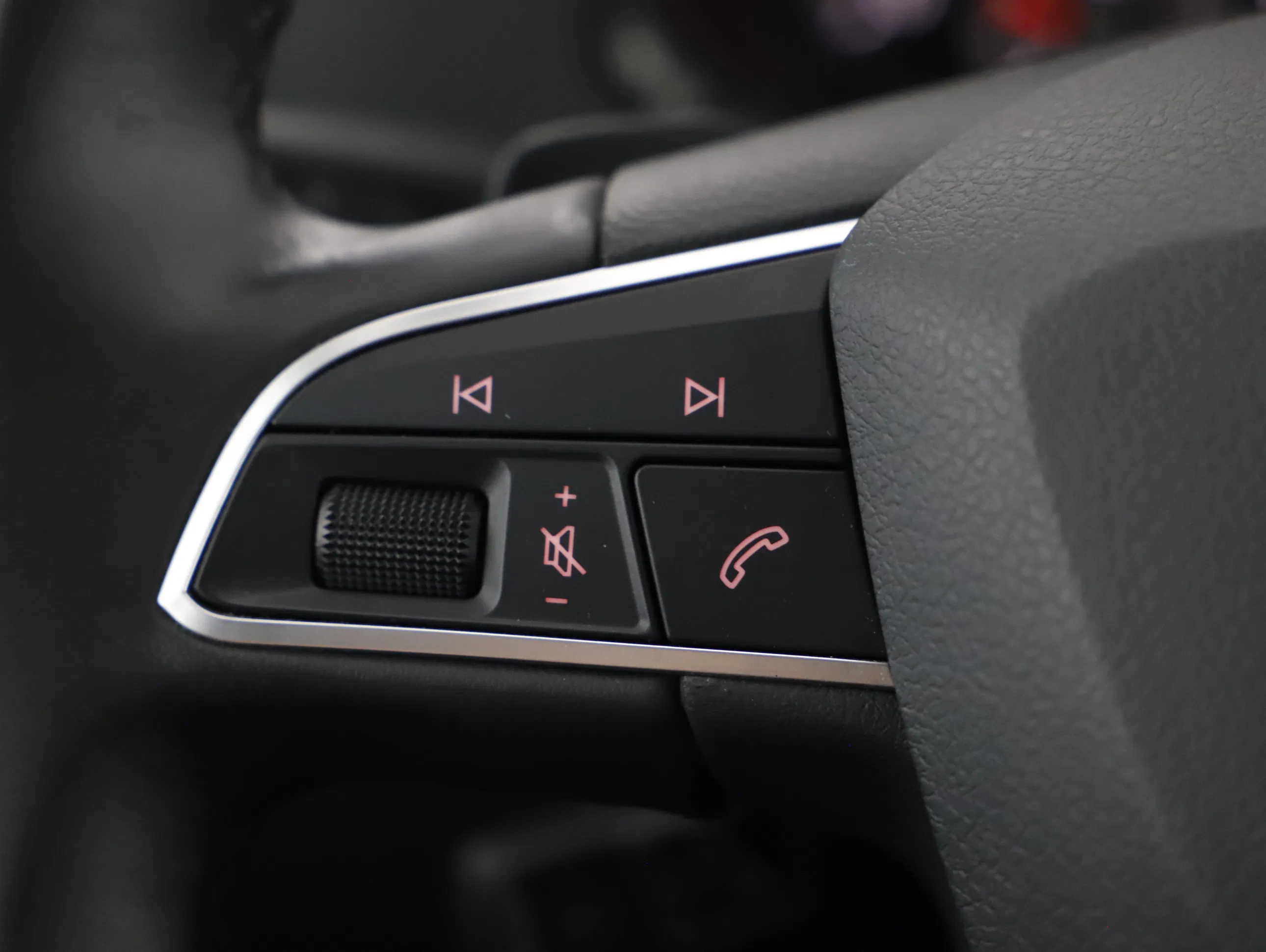 Seat Alhambra 711 1.4 TSI Executive | Bild 20 von 31