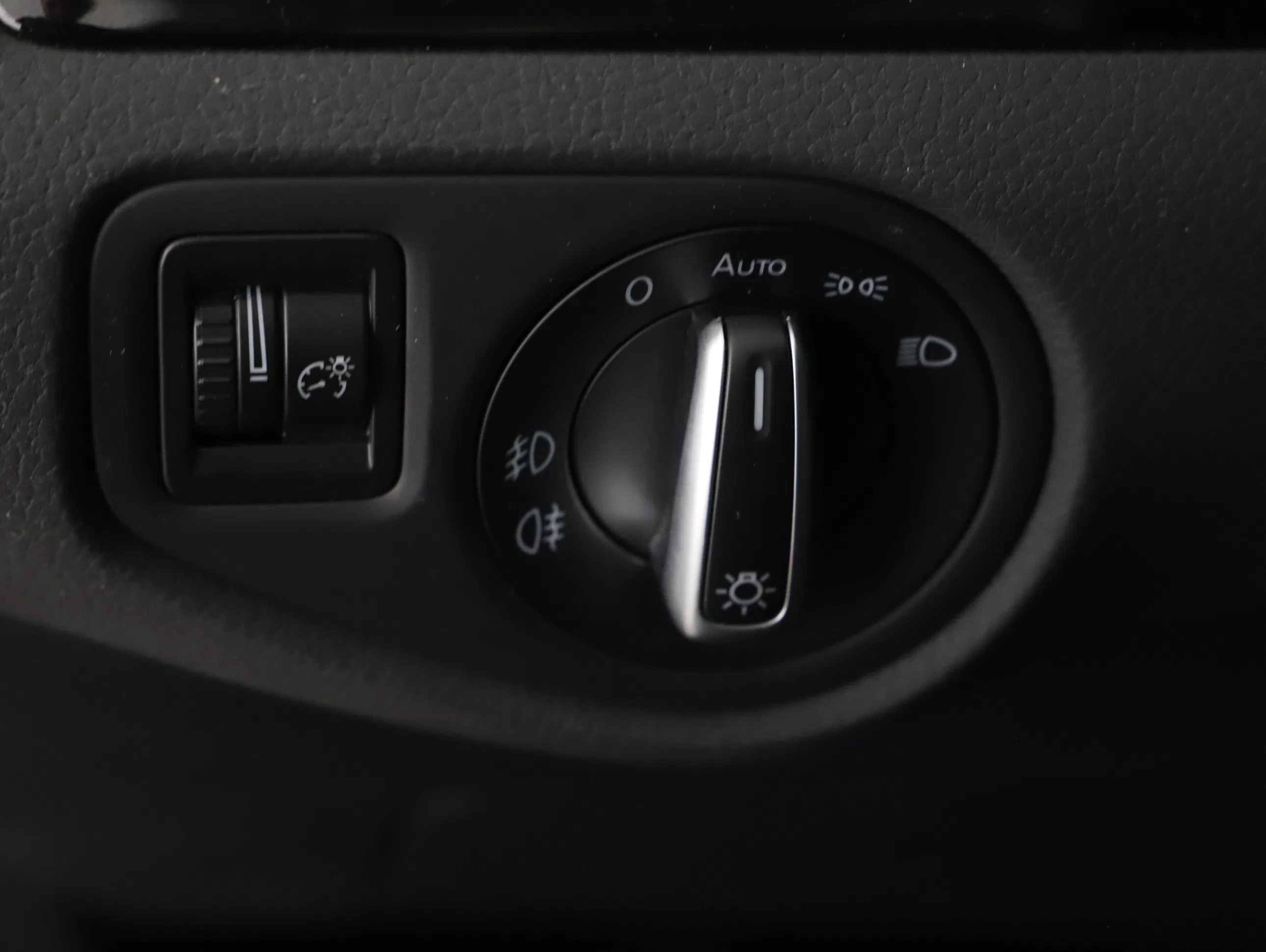 Seat Alhambra 711 1.4 TSI Executive | Bild 22 von 31