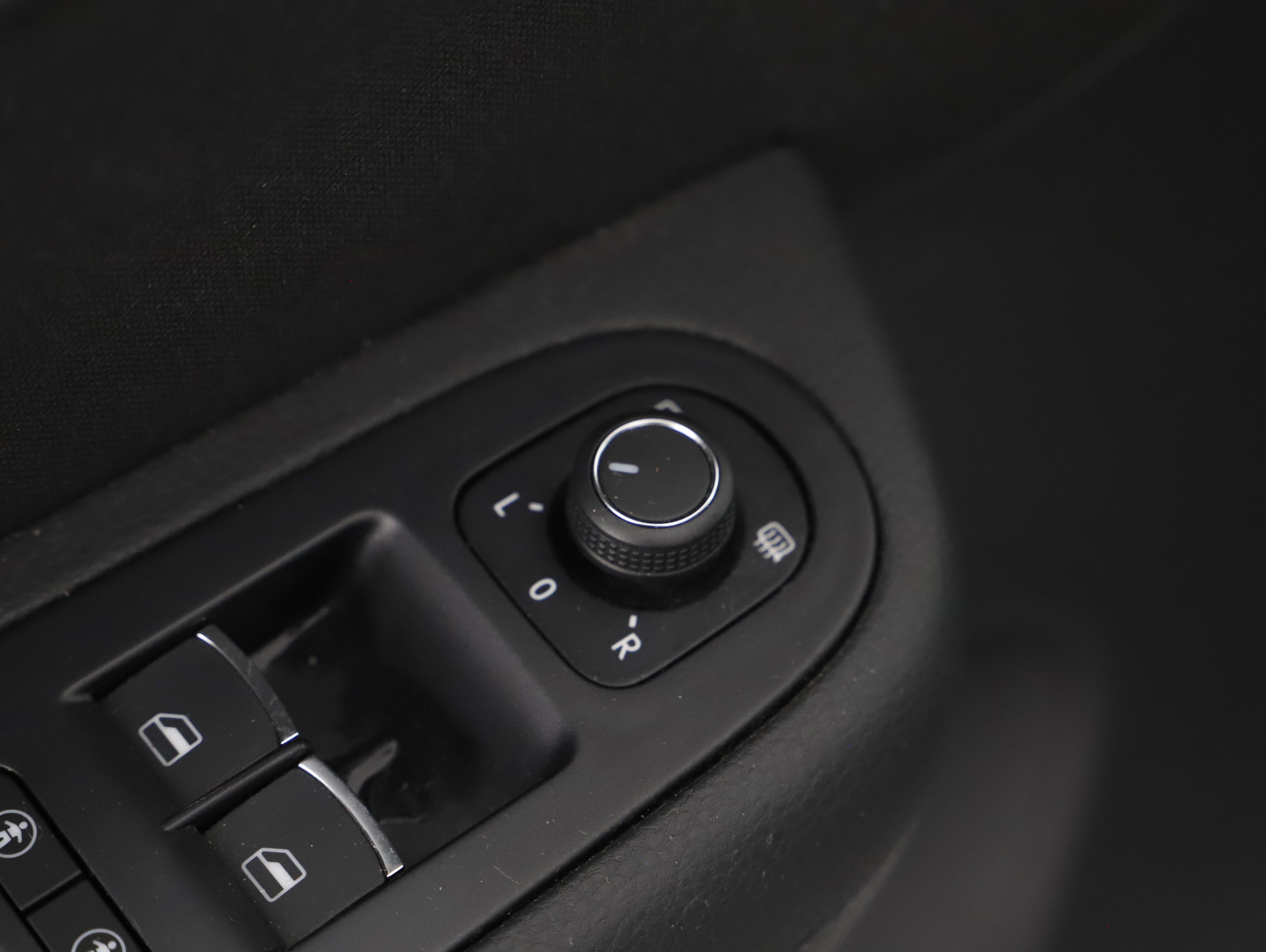 Seat Alhambra 711 1.4 TSI Executive | Bild 23 von 31