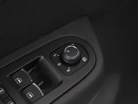 Seat Alhambra 711 1.4 TSI Executive | Thumbnail 23 von 31