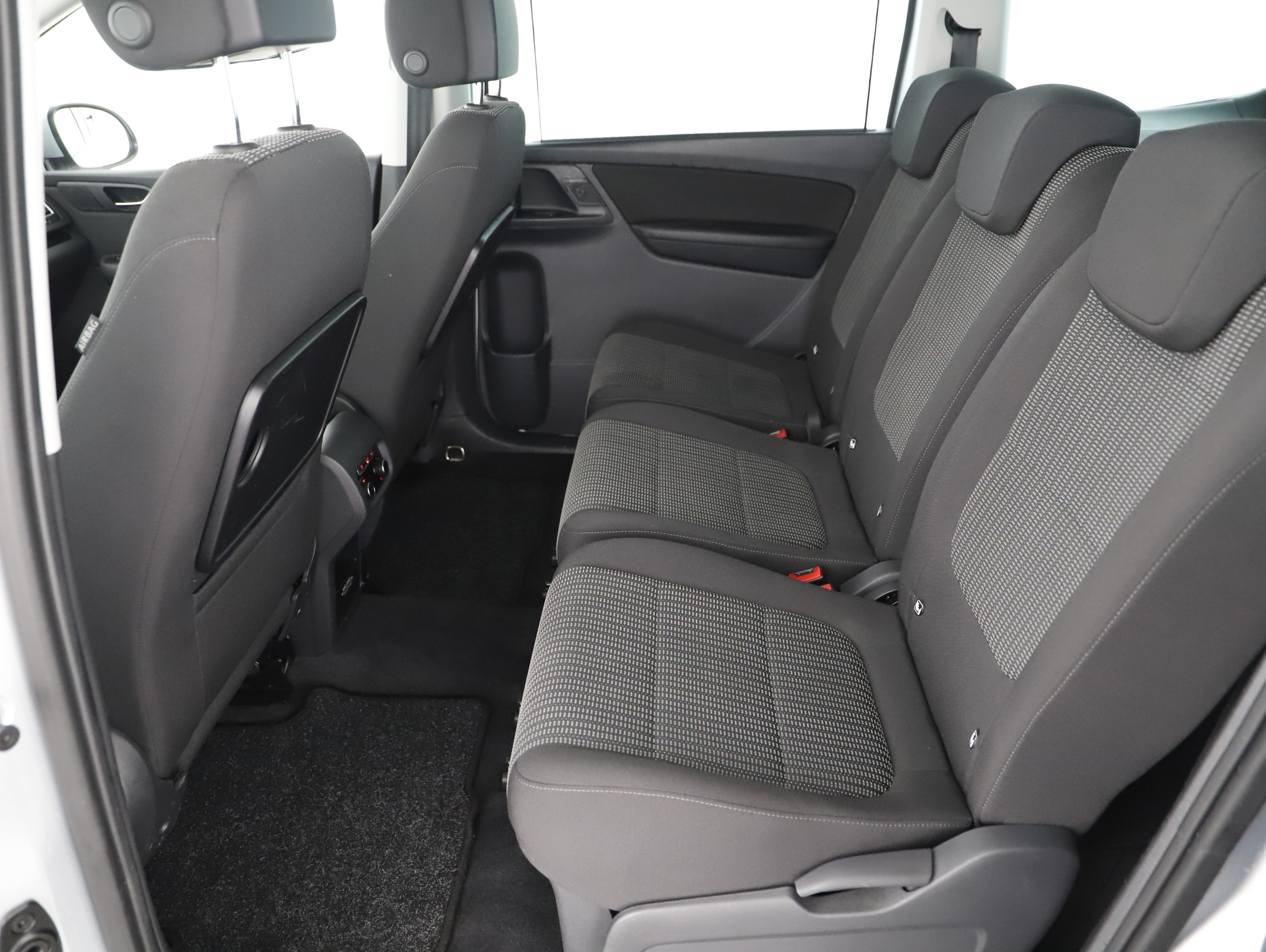 Seat Alhambra 711 1.4 TSI Executive | Bild 10 von 31