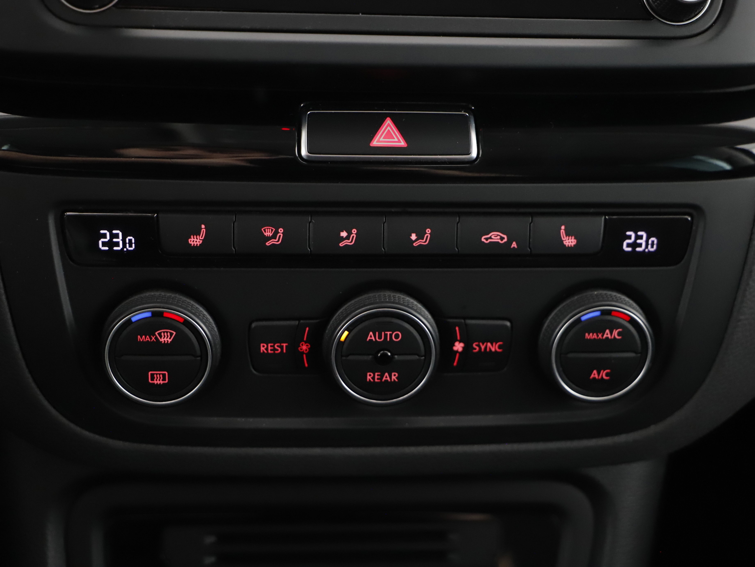 Seat Alhambra 711 2.0 TDI Executive | Bild 12 von 22