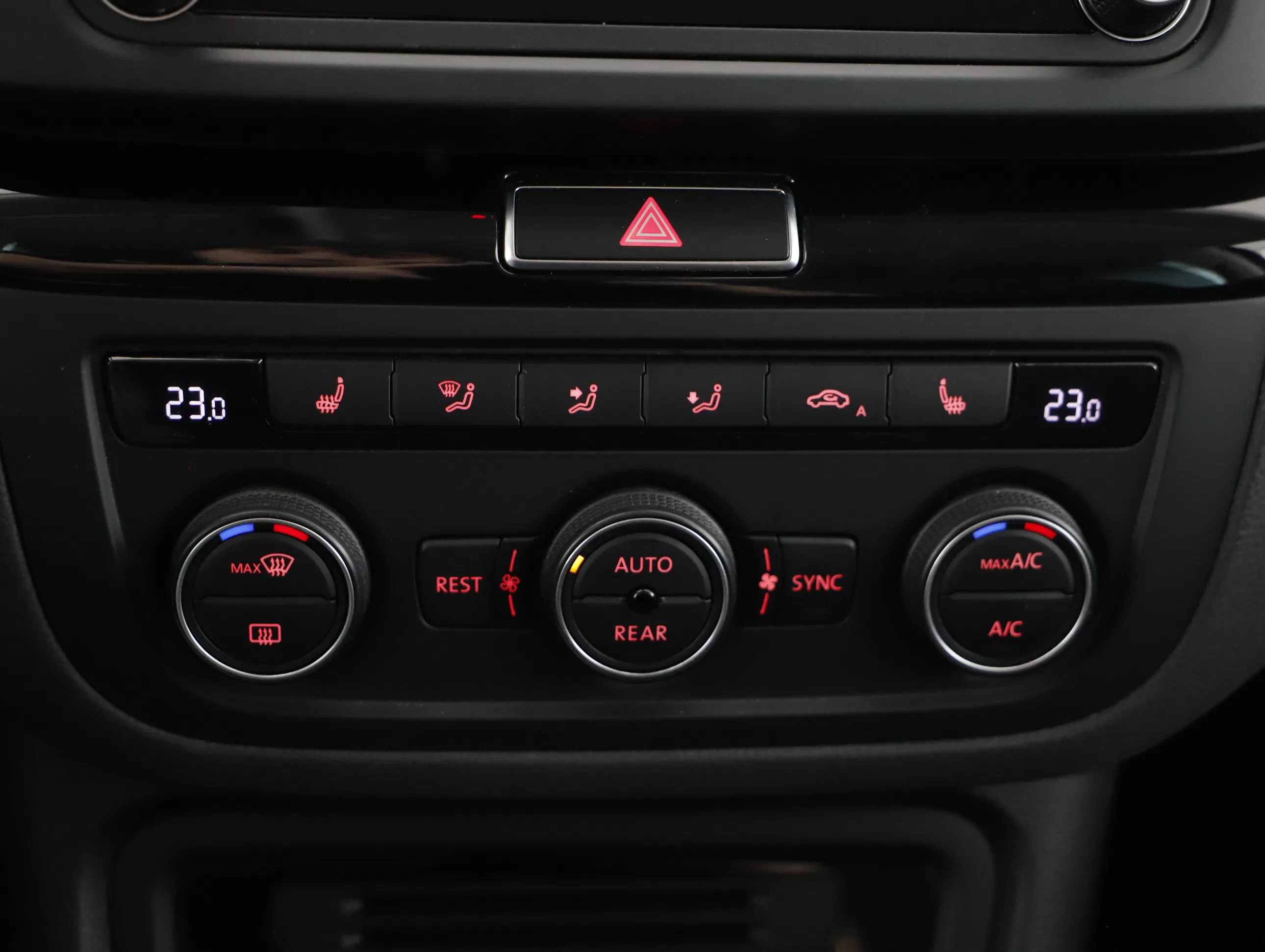 Seat Alhambra 711 2.0 TDI Executive | Bild 12 von 22