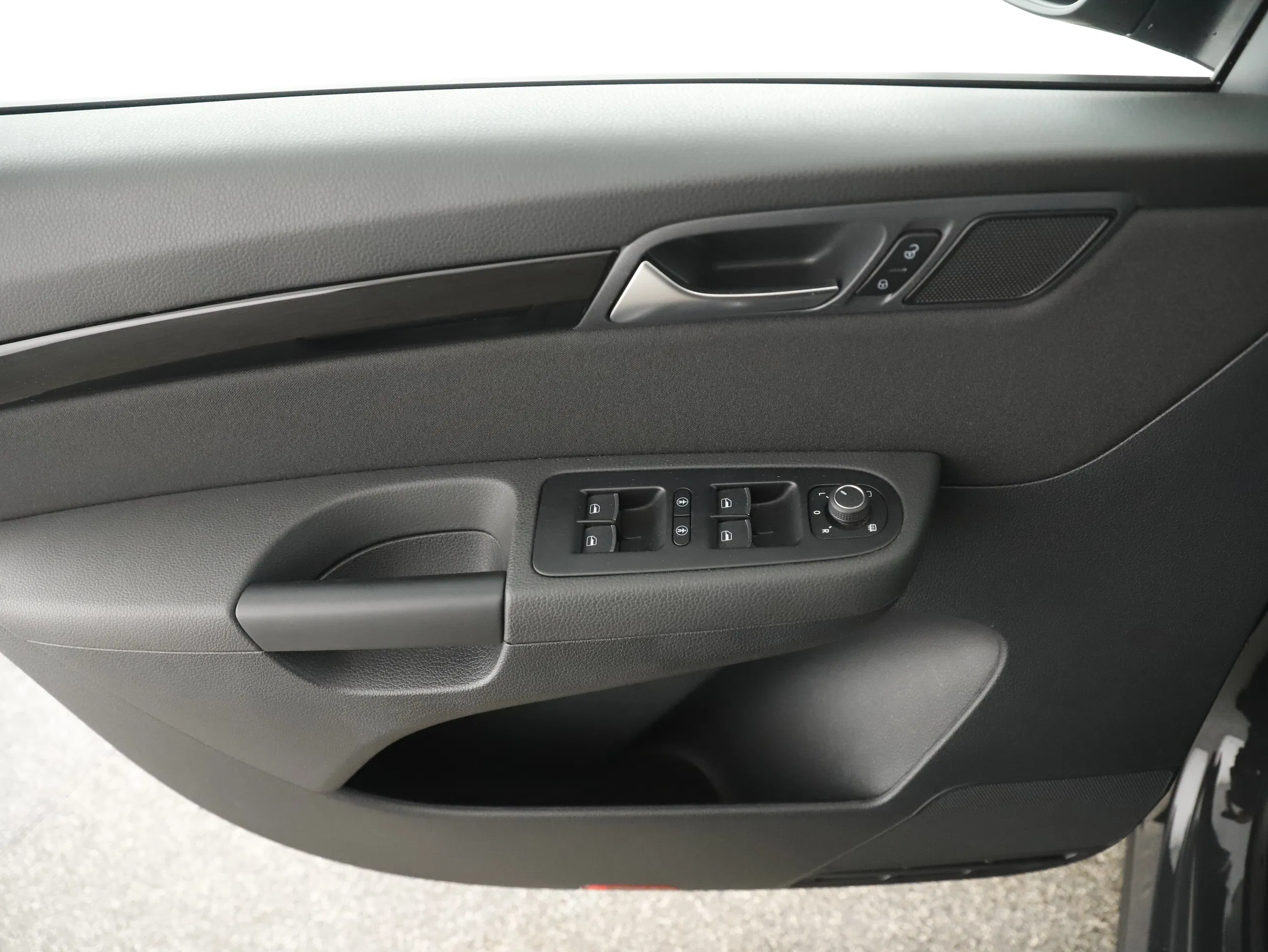 Seat Alhambra 711 1.4 TSI Executive | Bild 13 von 30