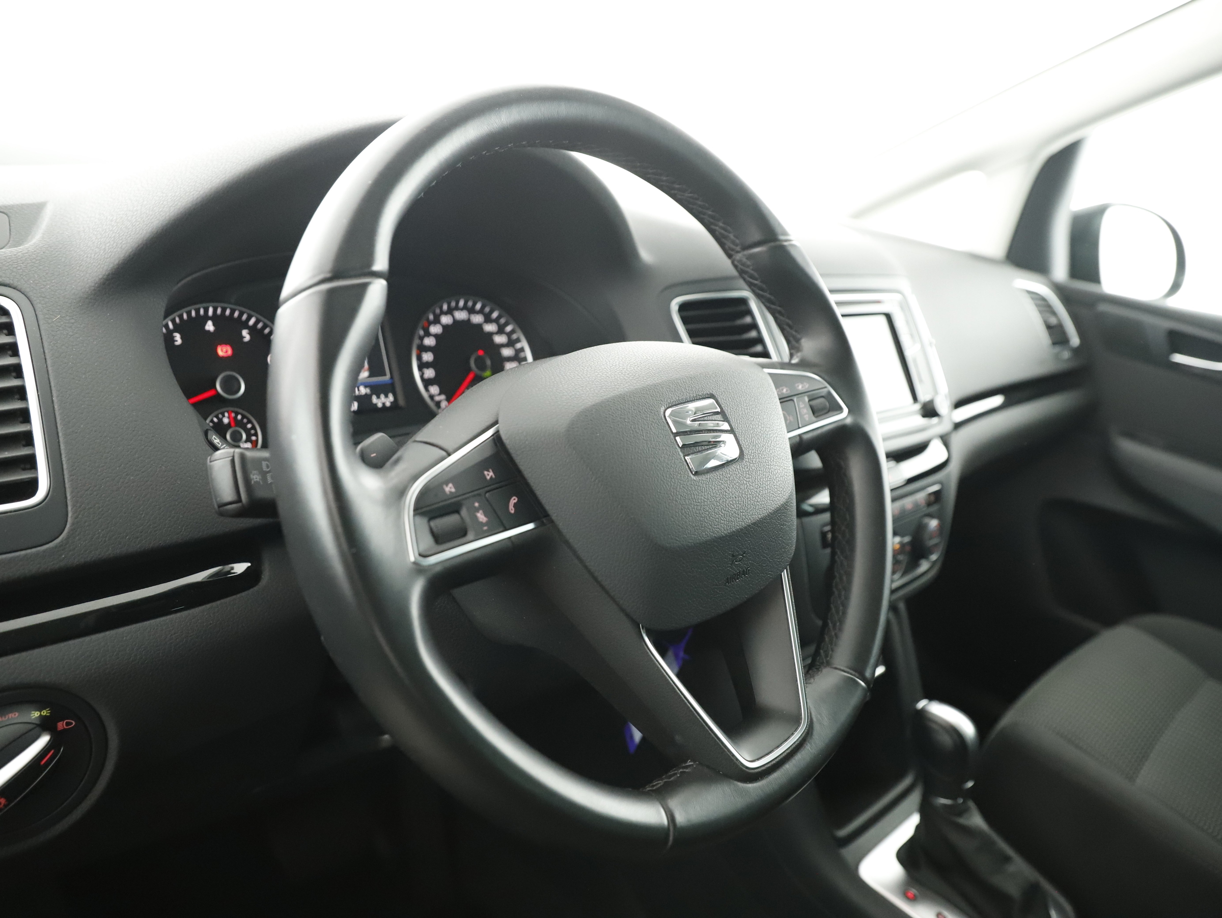 Seat Alhambra 711 1.4 TSI Executive | Bild 20 von 30