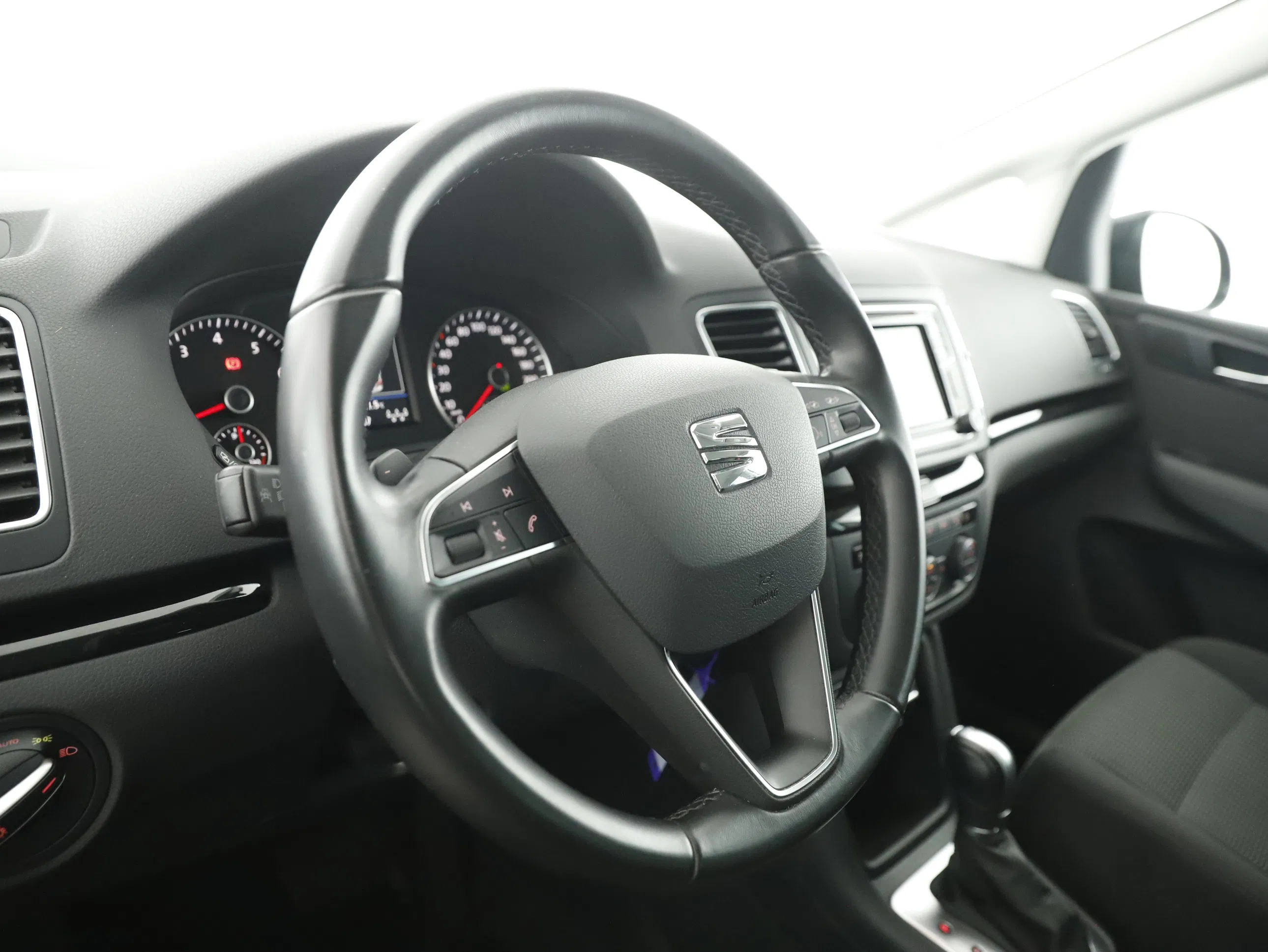 Seat Alhambra 711 1.4 TSI Executive | Bild 20 von 30