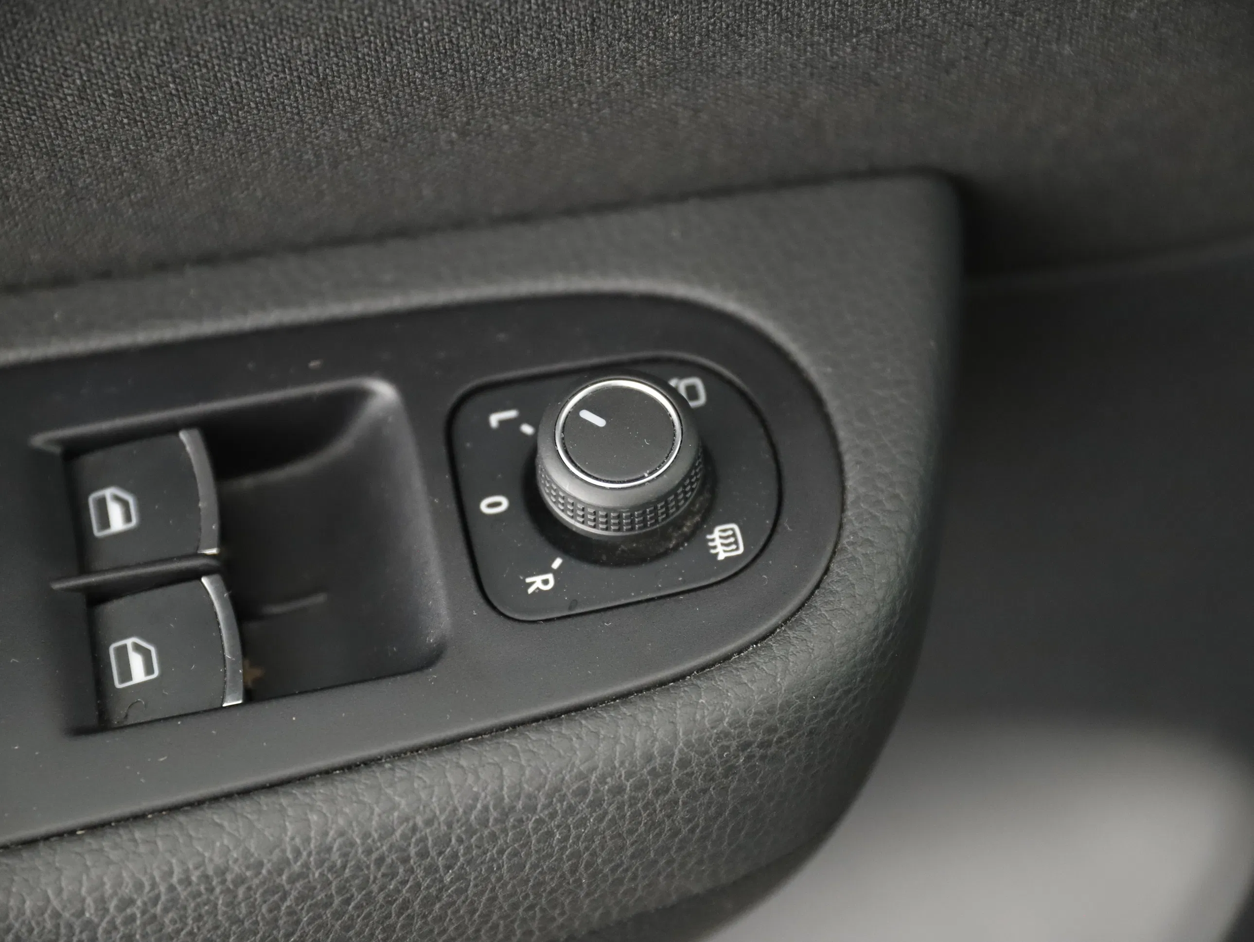 Seat Alhambra 711 1.4 TSI Executive | Bild 27 von 30