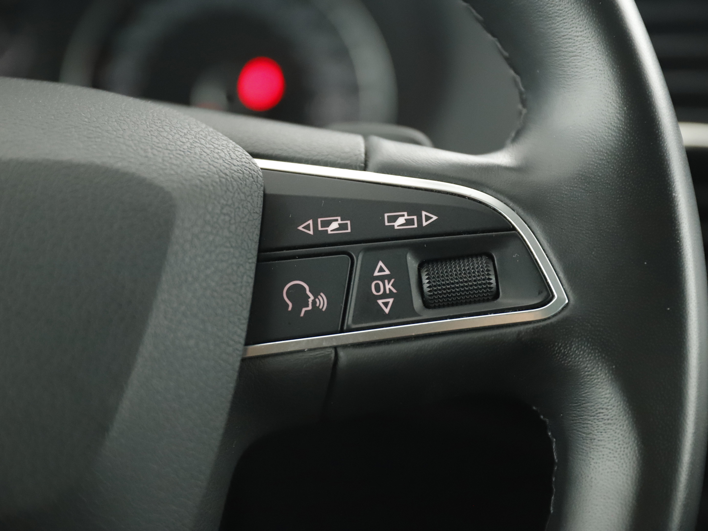 Seat Alhambra 711 1.4 TSI Executive | Bild 29 von 30