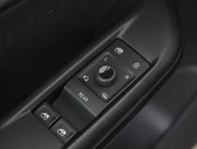 Cupra Born 170 W | Thumbnail 18 von 20