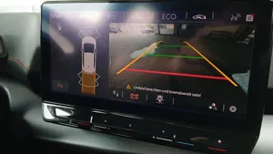 Cupra Born 150 W | Thumbnail 14 von 20