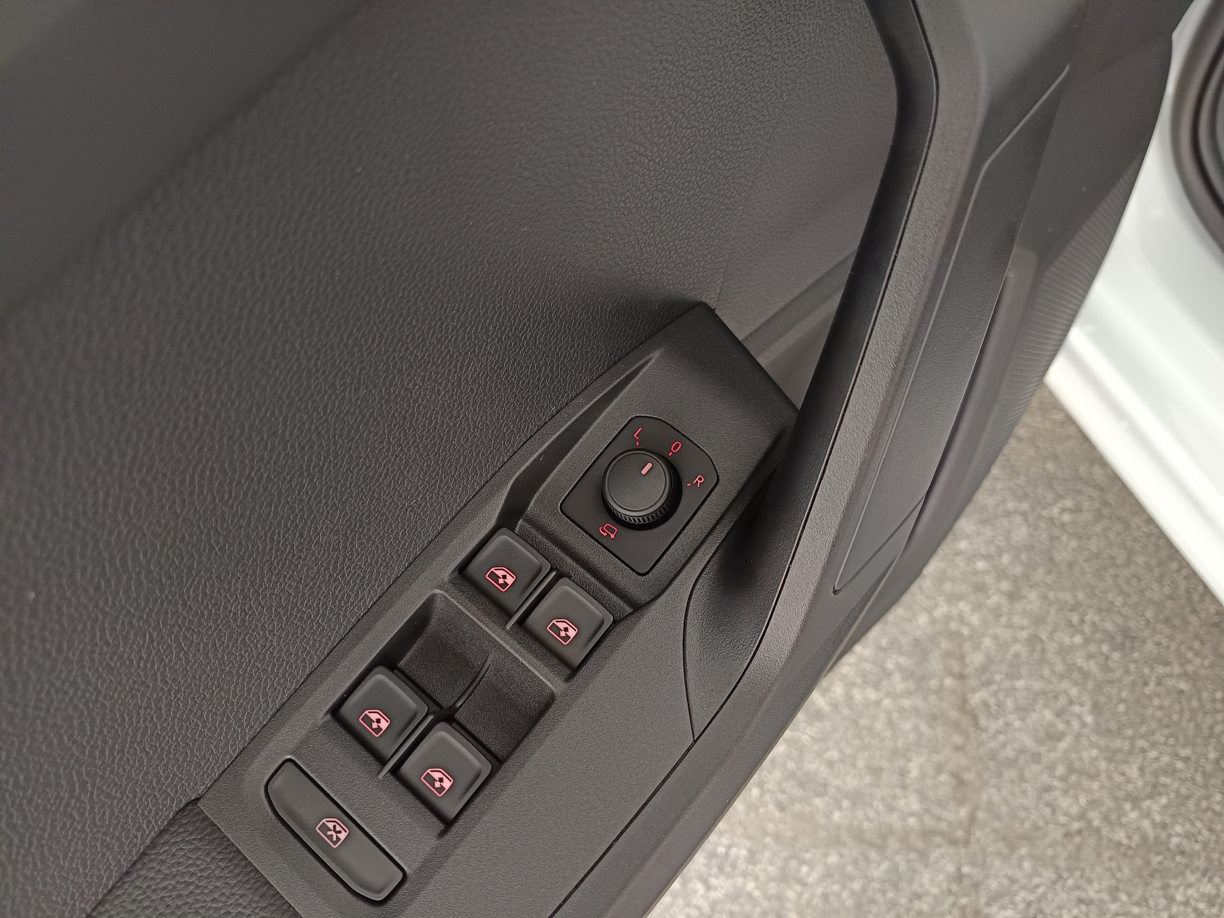 Seat Ibiza 1.0 Reference | Bild 12 von 28