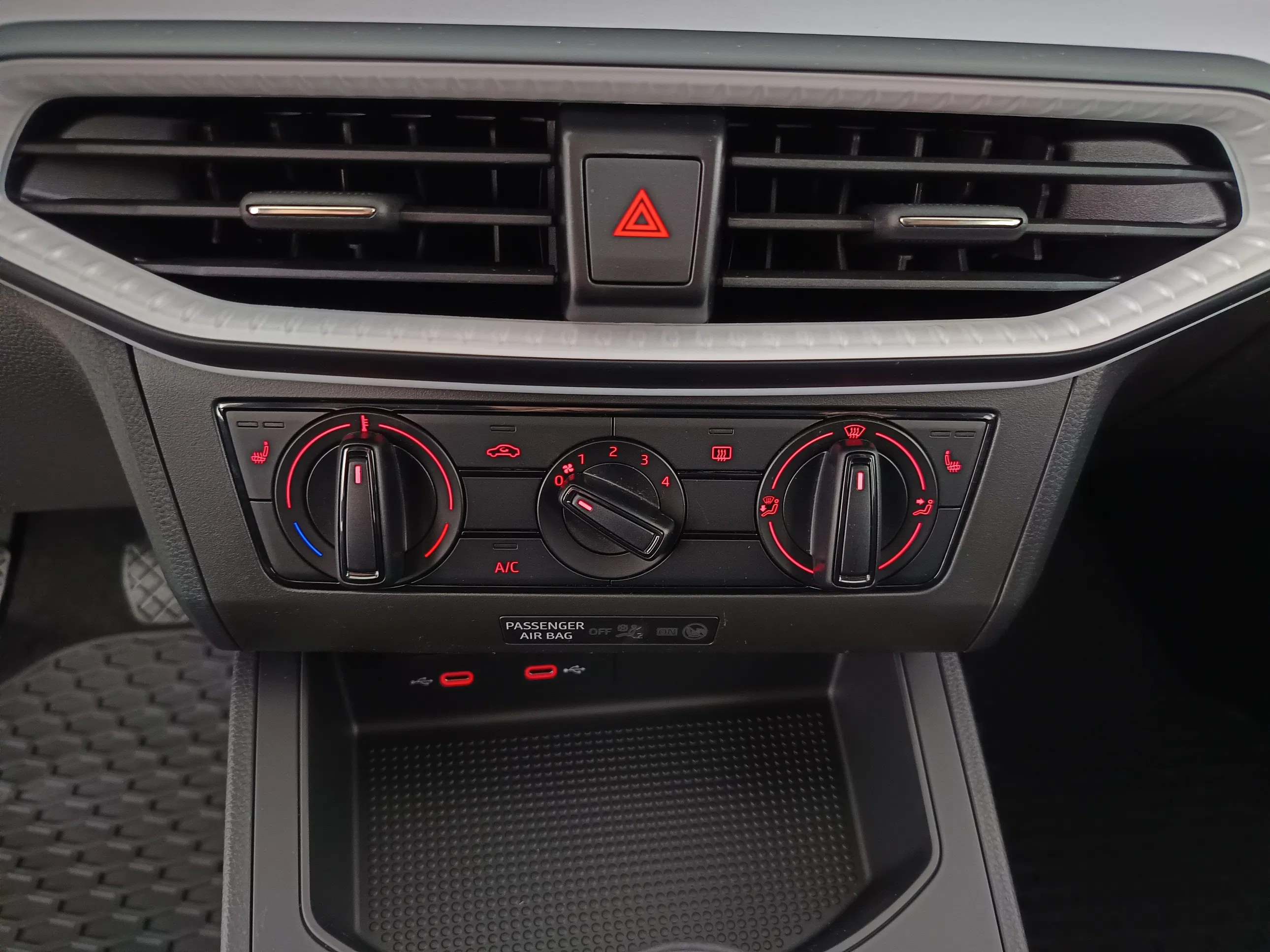 Seat Ibiza 1.0 Reference | Bild 25 von 28