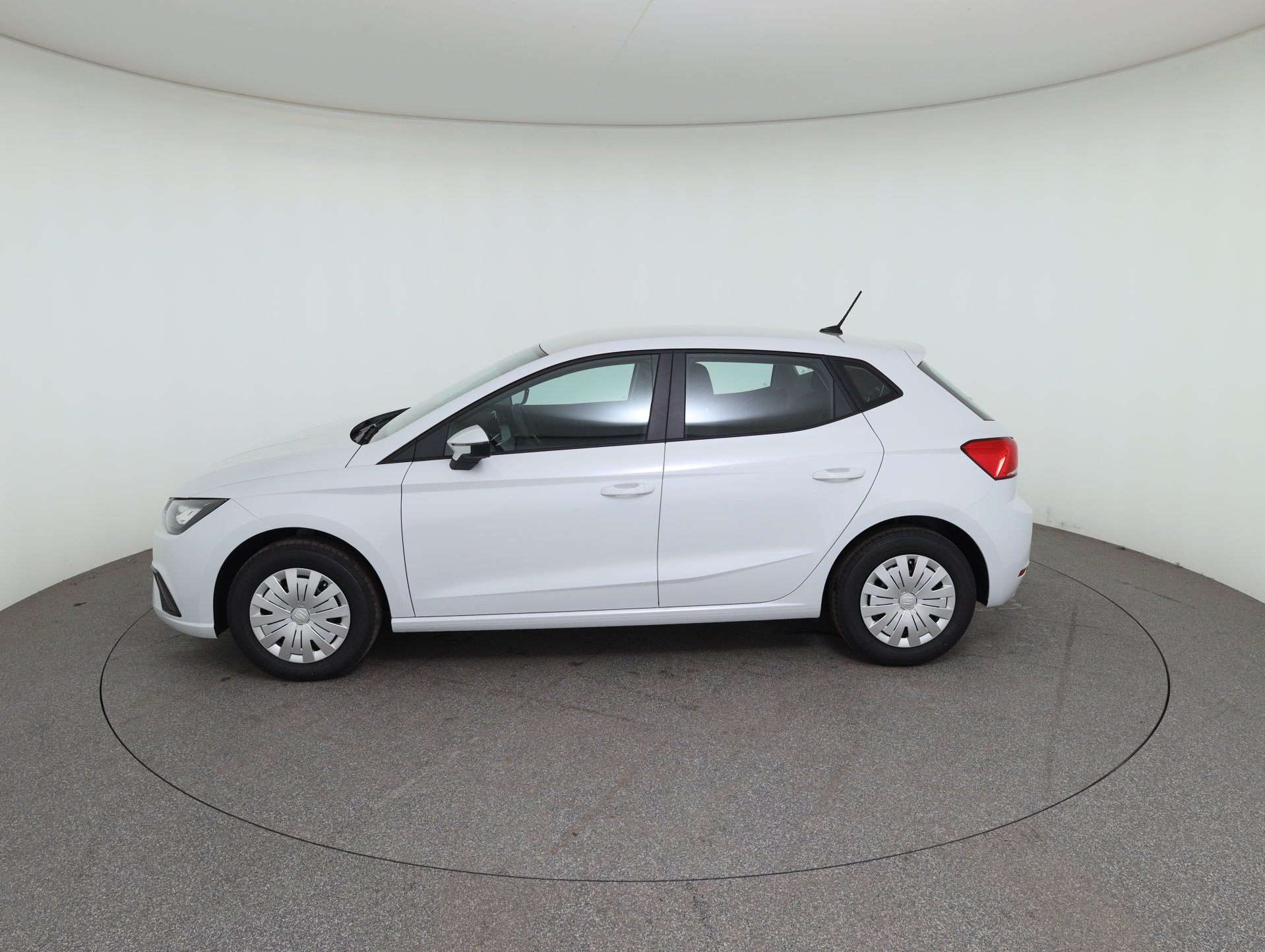 Seat Ibiza 1.0 Reference | Bild 9 von 28