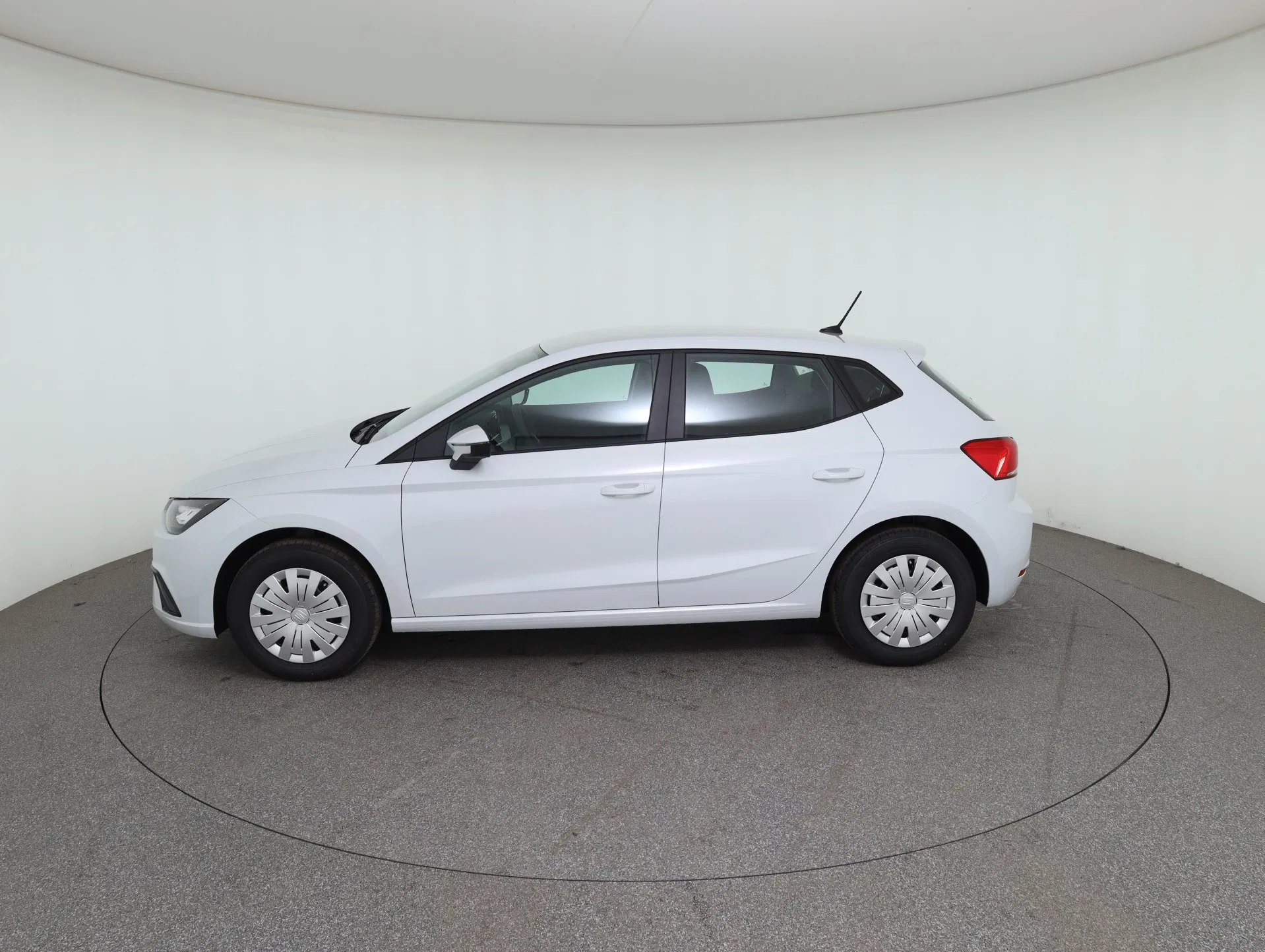 Seat Ibiza 1.0 Reference | Bild 9 von 28