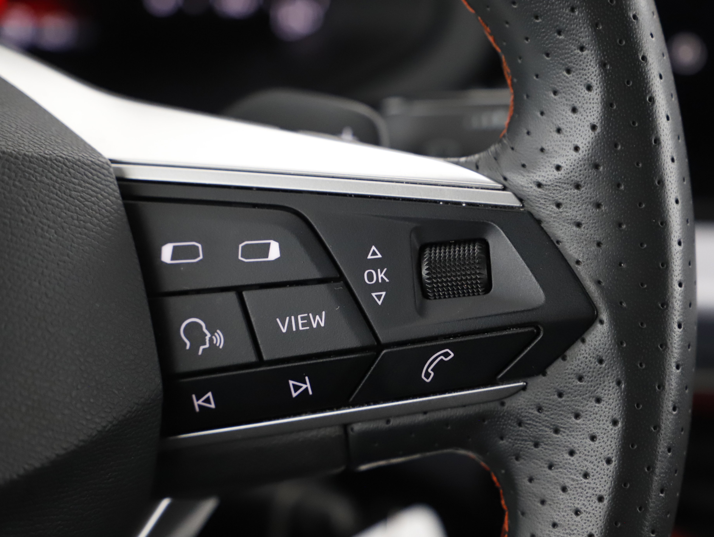 Seat Arona 1.5 TSI FR | Bild 12 von 21