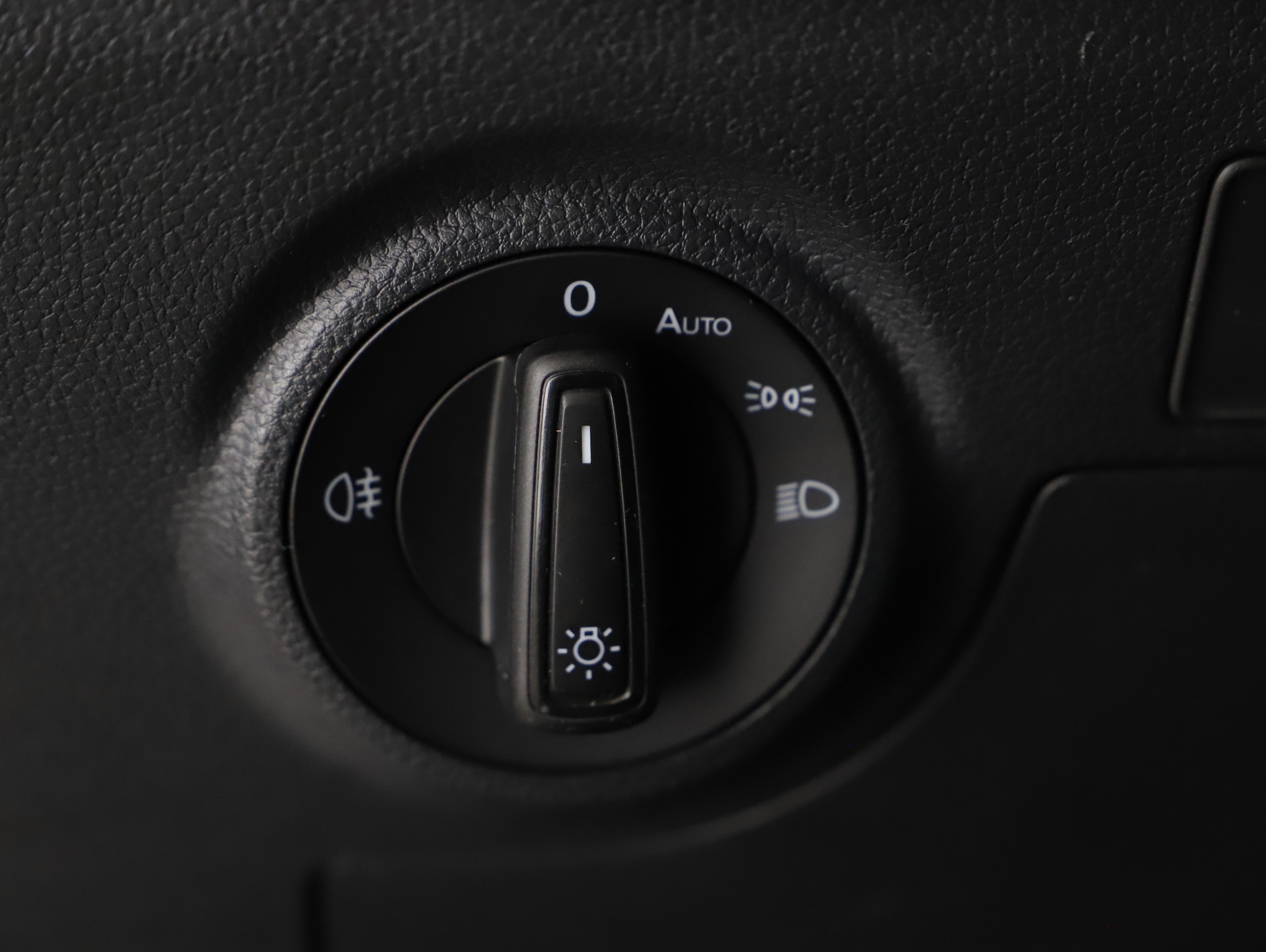 Seat Arona 1.5 TSI FR | Bild 13 von 21