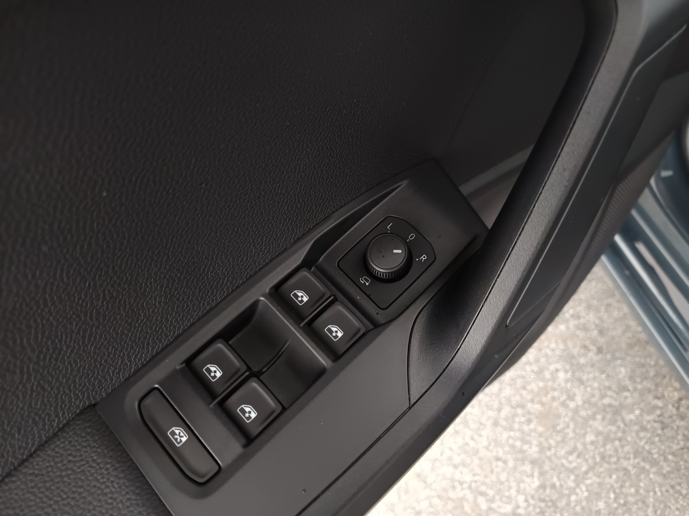 Seat Ibiza 1.0 MPI Reference | Bild 12 von 28