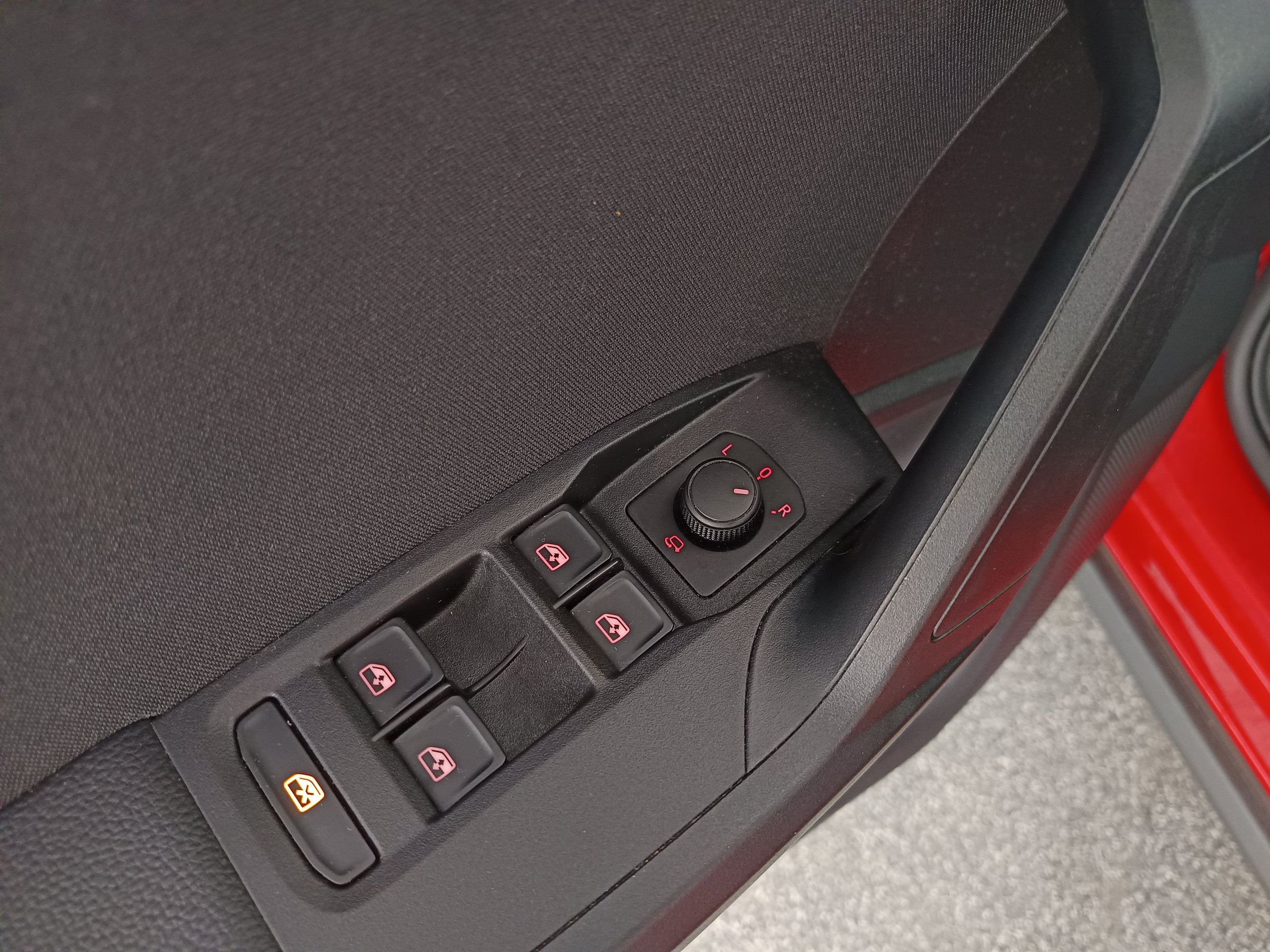 Seat Arona 1.0 TGI FR | Bild 11 von 30