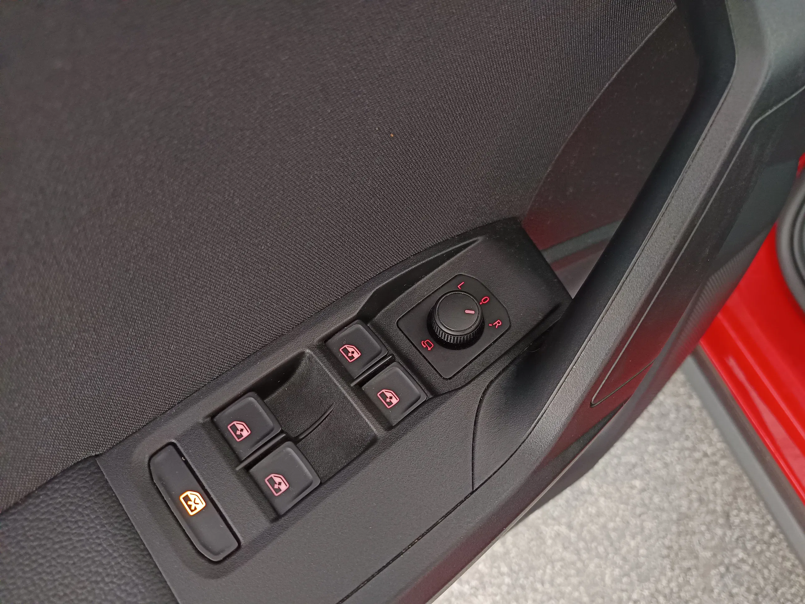 Seat Arona 1.0 TGI FR | Bild 11 von 30