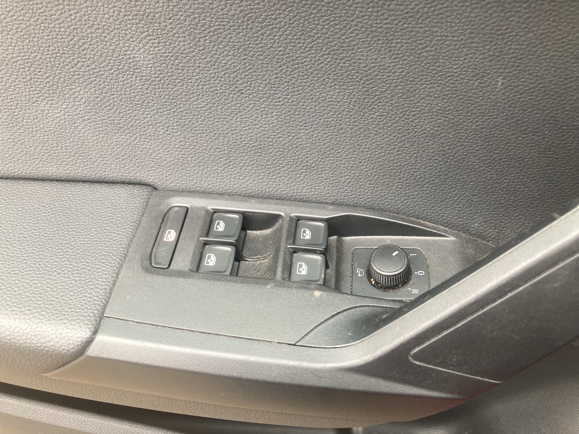 Seat Arona 1.6 TDI Style | Bild 14 von 26