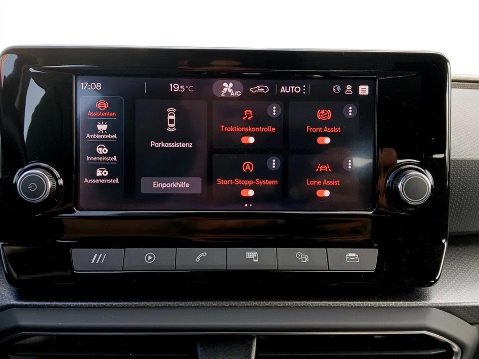 Seat Leon Sportstourer 1.0 TSI Style | Bild 22 von 23