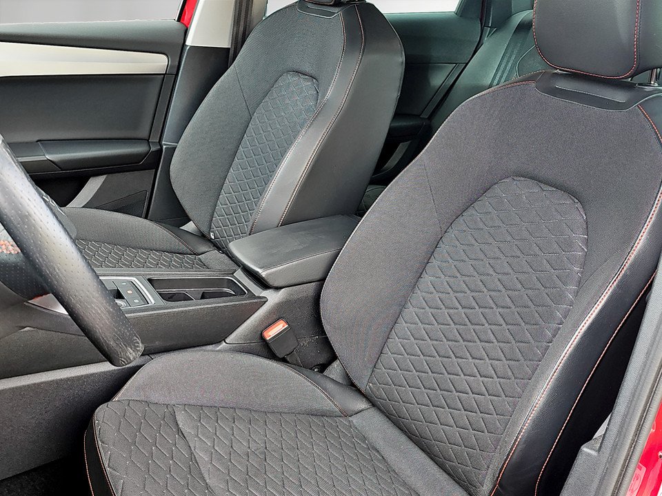 Seat Leon Sportstourer 2.0 TDI FR | Bild 10 von 22