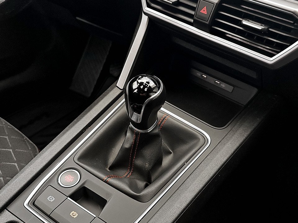 Seat Leon Sportstourer 2.0 TDI FR | Bild 12 von 22