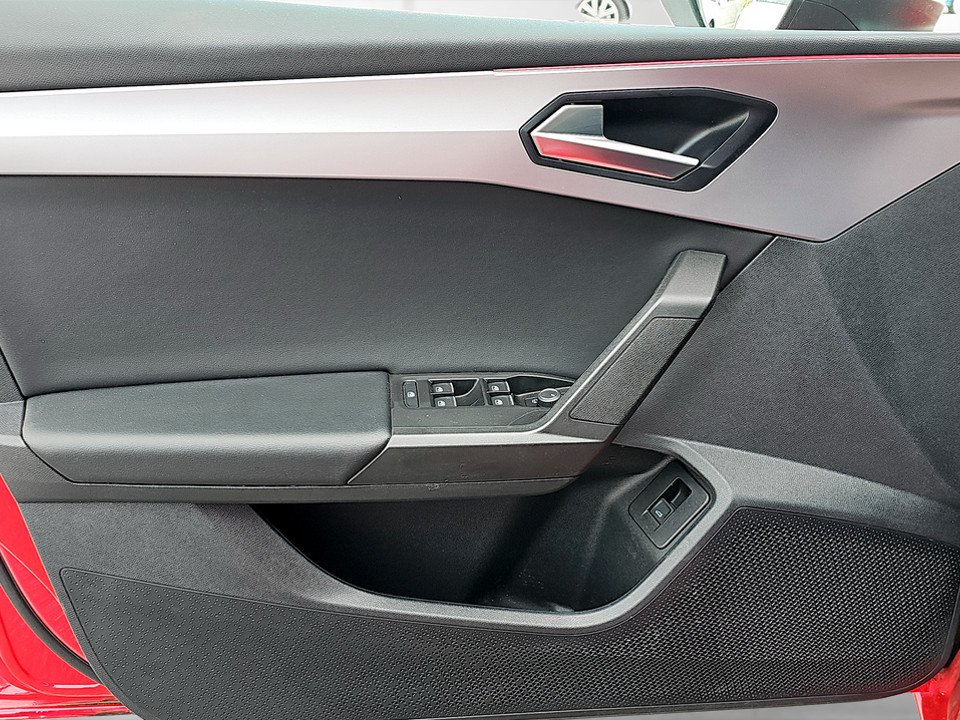 Seat Leon Sportstourer 2.0 TDI FR | Bild 5 von 22